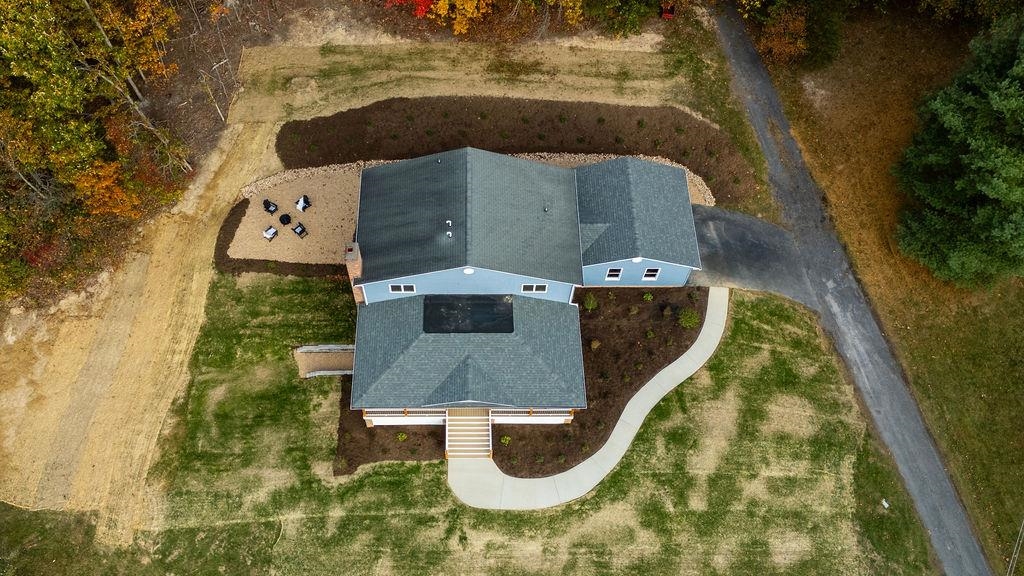 101 BROOKWOOD RD, STAUNTON, Virginia 24401, 4 Bedrooms Bedrooms, ,2 BathroomsBathrooms,Residential,101 BROOKWOOD RD,672310 MLS # 672310