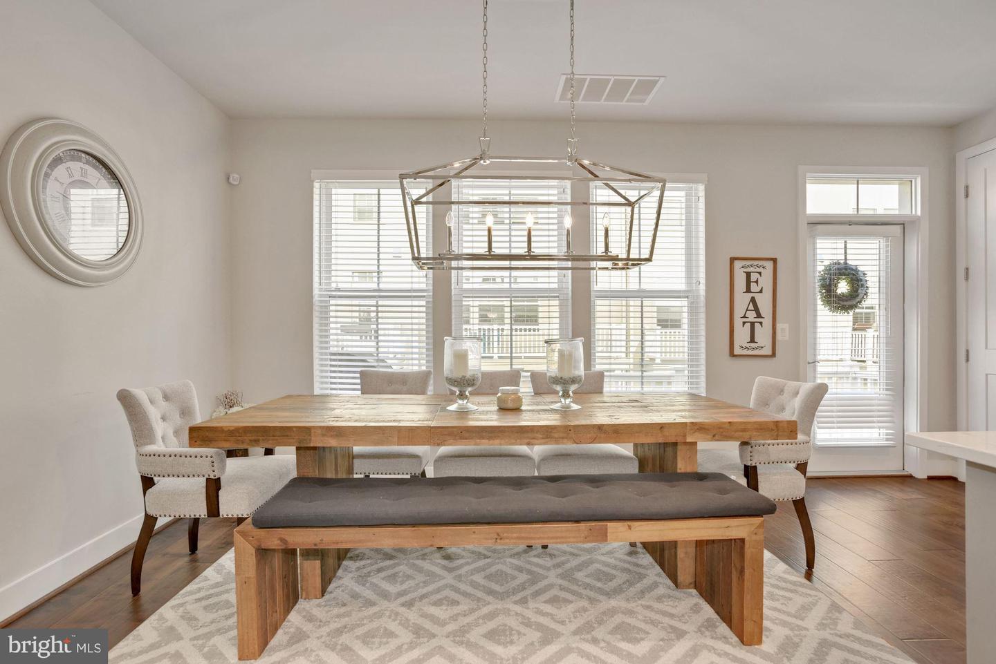 2973 WINTER JACK LN, FAIRFAX, Virginia 22031, 4 Bedrooms Bedrooms, ,4 BathroomsBathrooms,Residential,For sale,2973 WINTER JACK LN,VAFX2277216 MLS # VAFX2277216