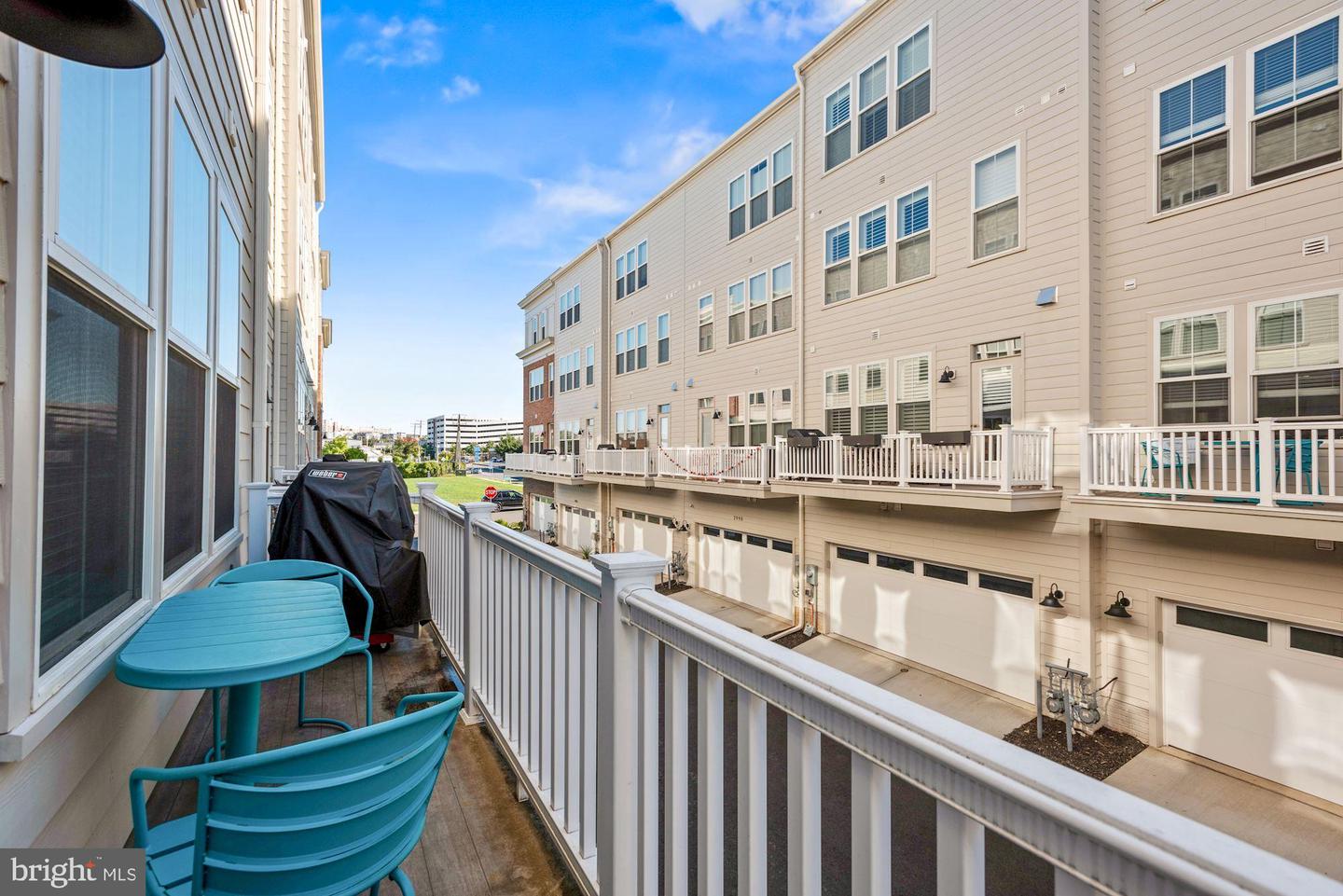 2973 WINTER JACK LN, FAIRFAX, Virginia 22031, 4 Bedrooms Bedrooms, ,4 BathroomsBathrooms,Residential,For sale,2973 WINTER JACK LN,VAFX2277216 MLS # VAFX2277216