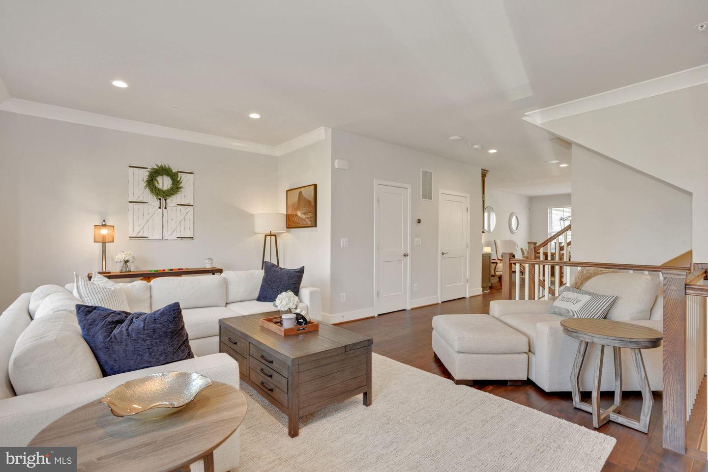 2973 WINTER JACK LN, FAIRFAX, Virginia 22031, 4 Bedrooms Bedrooms, ,4 BathroomsBathrooms,Residential,For sale,2973 WINTER JACK LN,VAFX2277216 MLS # VAFX2277216