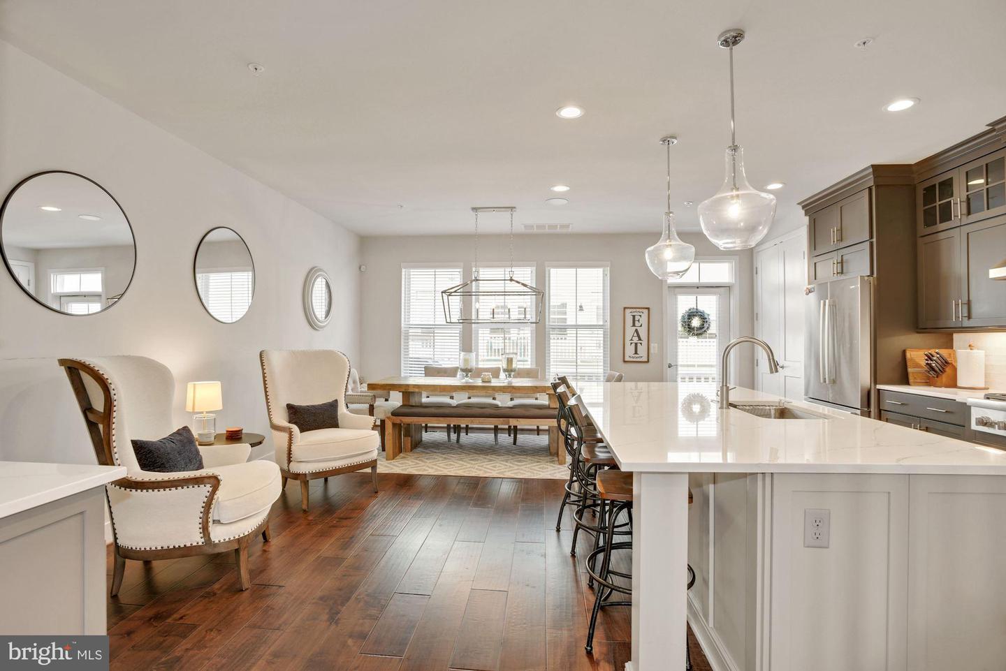 2973 WINTER JACK LN, FAIRFAX, Virginia 22031, 4 Bedrooms Bedrooms, ,4 BathroomsBathrooms,Residential,For sale,2973 WINTER JACK LN,VAFX2277216 MLS # VAFX2277216