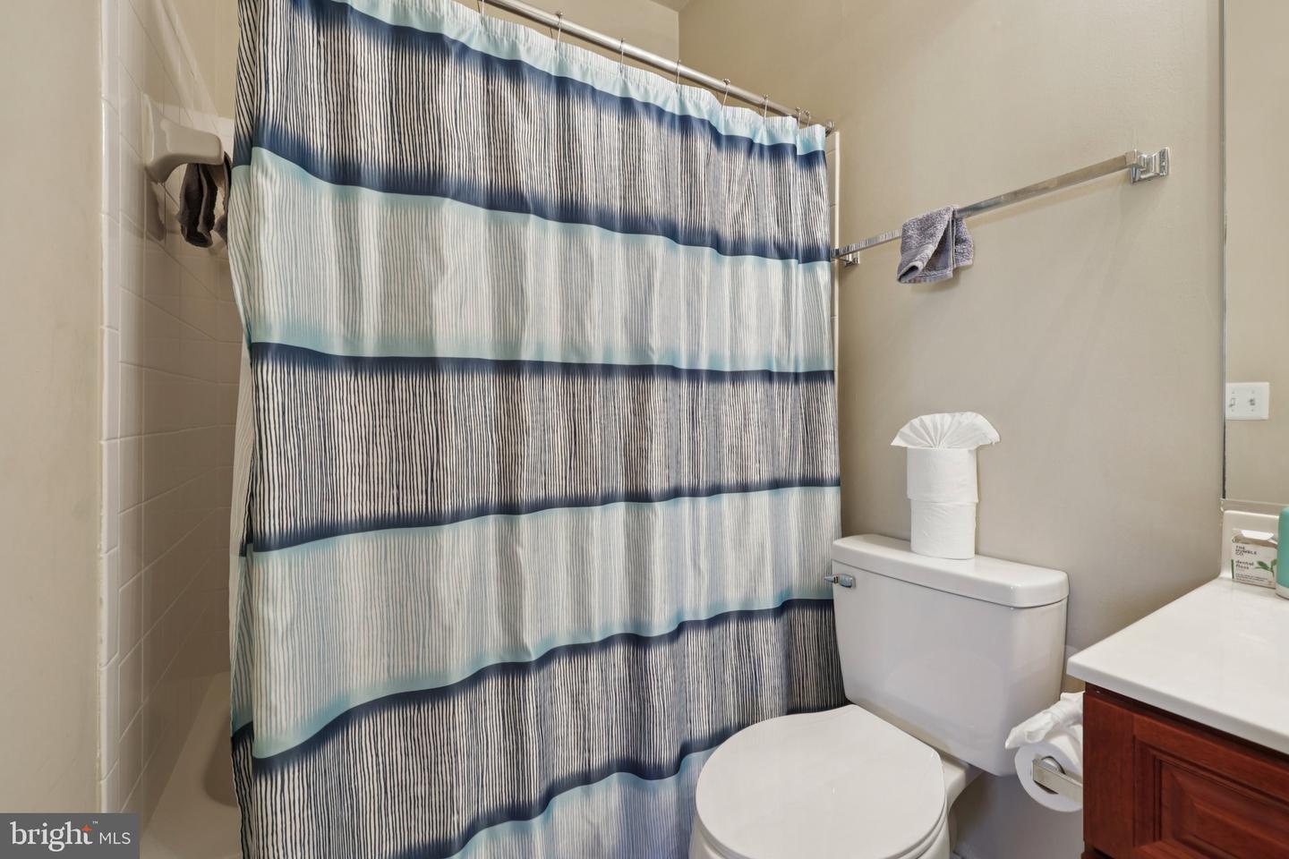 8301 HANCOCK CT, GAINESVILLE, Virginia 20155, 4 Bedrooms Bedrooms, ,3 BathroomsBathrooms,Residential,For sale,8301 HANCOCK CT,VAPW2107280 MLS # VAPW2107280