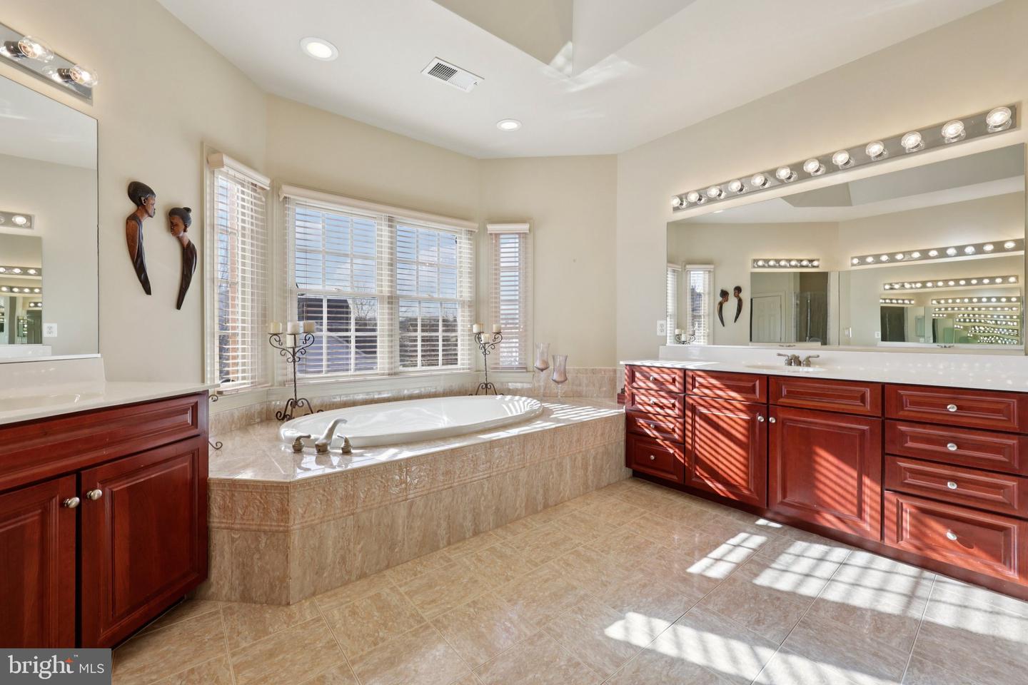 8301 HANCOCK CT, GAINESVILLE, Virginia 20155, 4 Bedrooms Bedrooms, ,3 BathroomsBathrooms,Residential,For sale,8301 HANCOCK CT,VAPW2107280 MLS # VAPW2107280