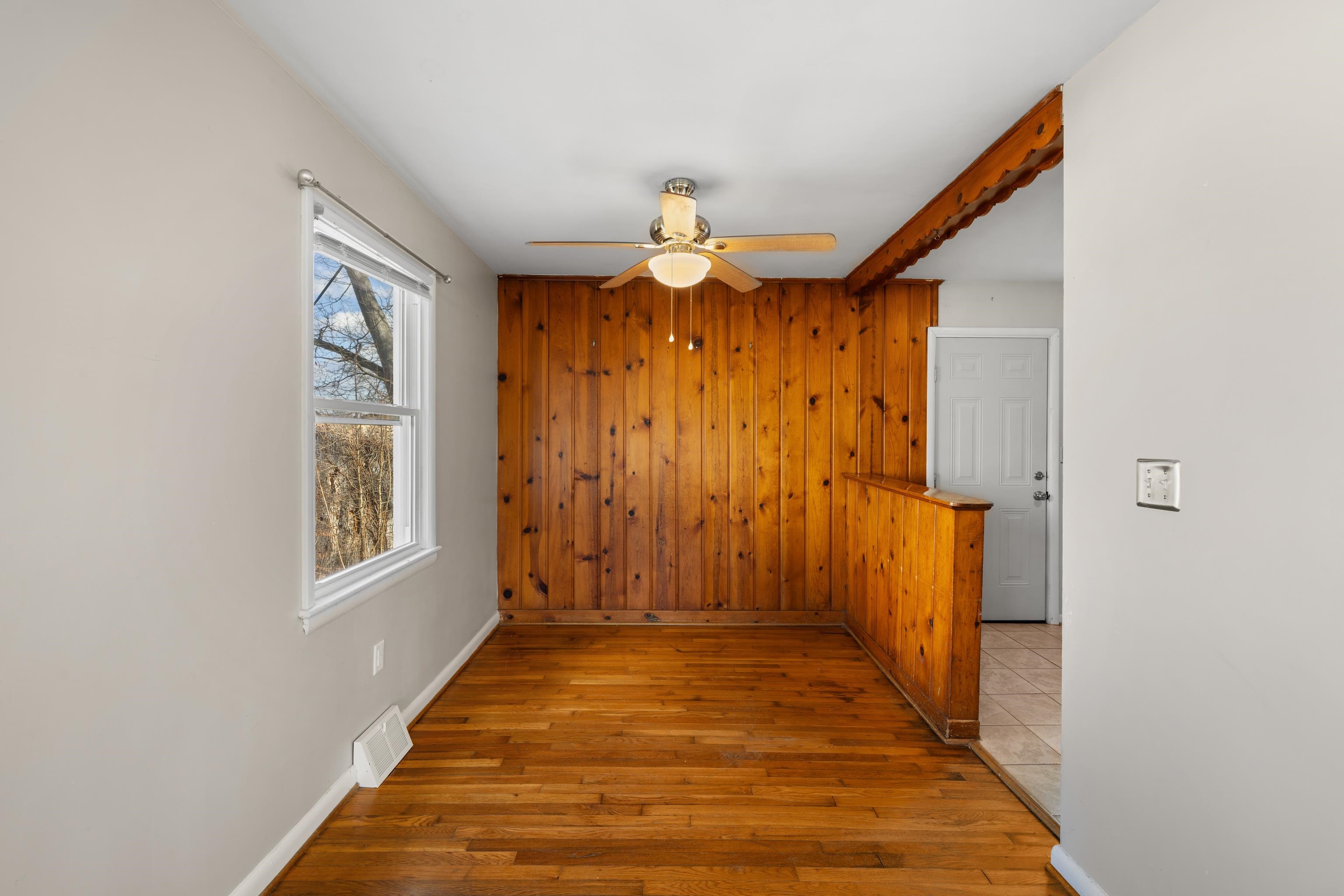 103 GEORGE ST, STAUNTON, Virginia 24401, 3 Bedrooms Bedrooms, ,1 BathroomBathrooms,Residential,103 GEORGE ST,672321 MLS # 672321 103 GEORGE ST, STAUNTON, Virginia 24401, 3 Bedrooms Bedrooms, ,1 BathroomBathrooms,Residential,103 GEORGE ST,672321 MLS # 672321