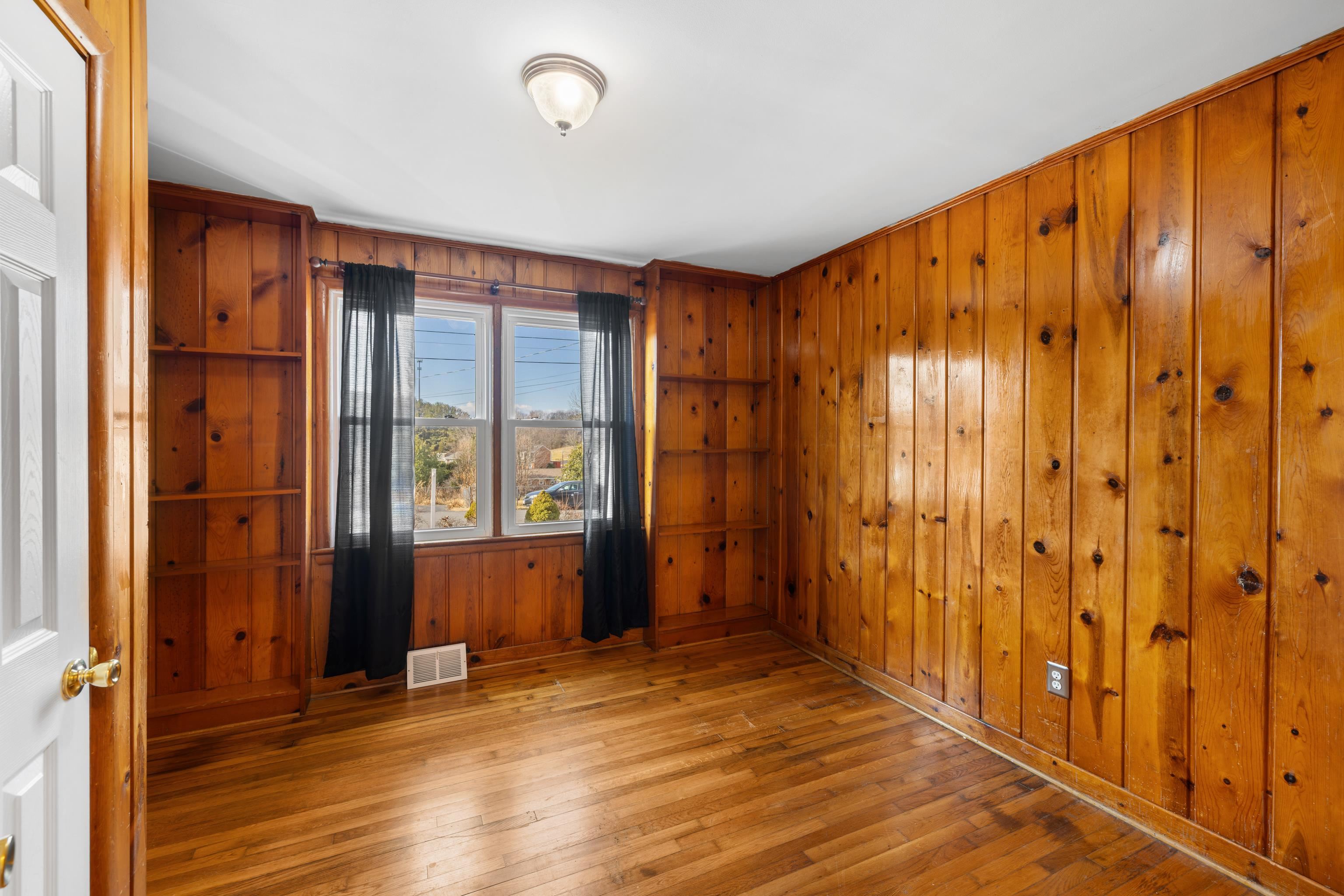 103 GEORGE ST, STAUNTON, Virginia 24401, 3 Bedrooms Bedrooms, ,1 BathroomBathrooms,Residential,103 GEORGE ST,672321 MLS # 672321 103 GEORGE ST, STAUNTON, Virginia 24401, 3 Bedrooms Bedrooms, ,1 BathroomBathrooms,Residential,103 GEORGE ST,672321 MLS # 672321