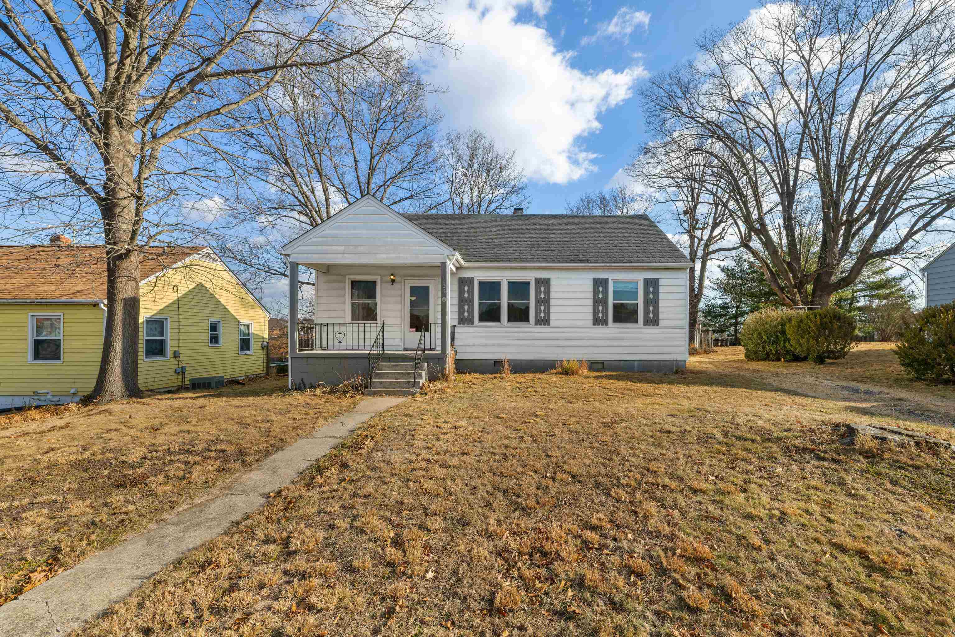 103 GEORGE ST, STAUNTON, Virginia 24401, 3 Bedrooms Bedrooms, ,1 BathroomBathrooms,Residential,103 GEORGE ST,672321 MLS # 672321 103 GEORGE ST, STAUNTON, Virginia 24401, 3 Bedrooms Bedrooms, ,1 BathroomBathrooms,Residential,103 GEORGE ST,672321 MLS # 672321