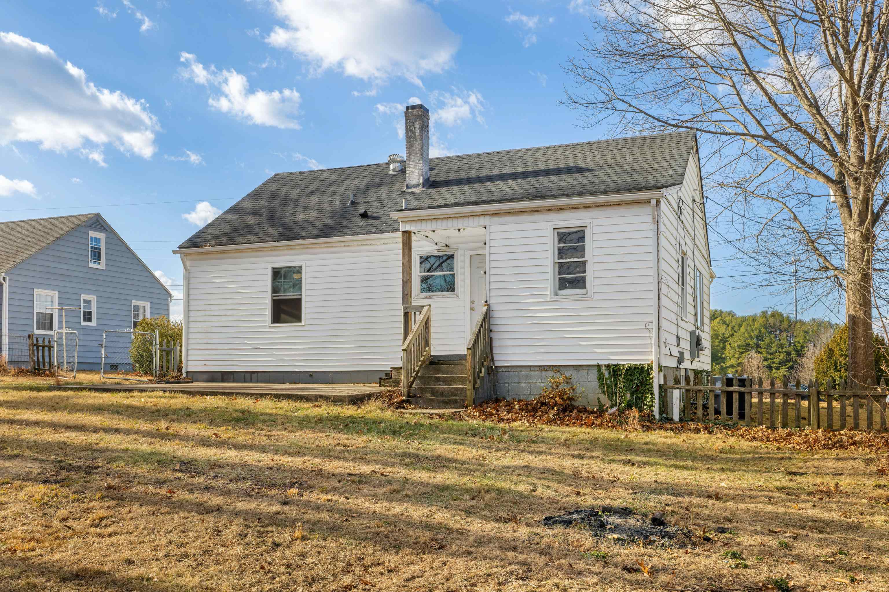 103 GEORGE ST, STAUNTON, Virginia 24401, 3 Bedrooms Bedrooms, ,1 BathroomBathrooms,Residential,103 GEORGE ST,672321 MLS # 672321 103 GEORGE ST, STAUNTON, Virginia 24401, 3 Bedrooms Bedrooms, ,1 BathroomBathrooms,Residential,103 GEORGE ST,672321 MLS # 672321