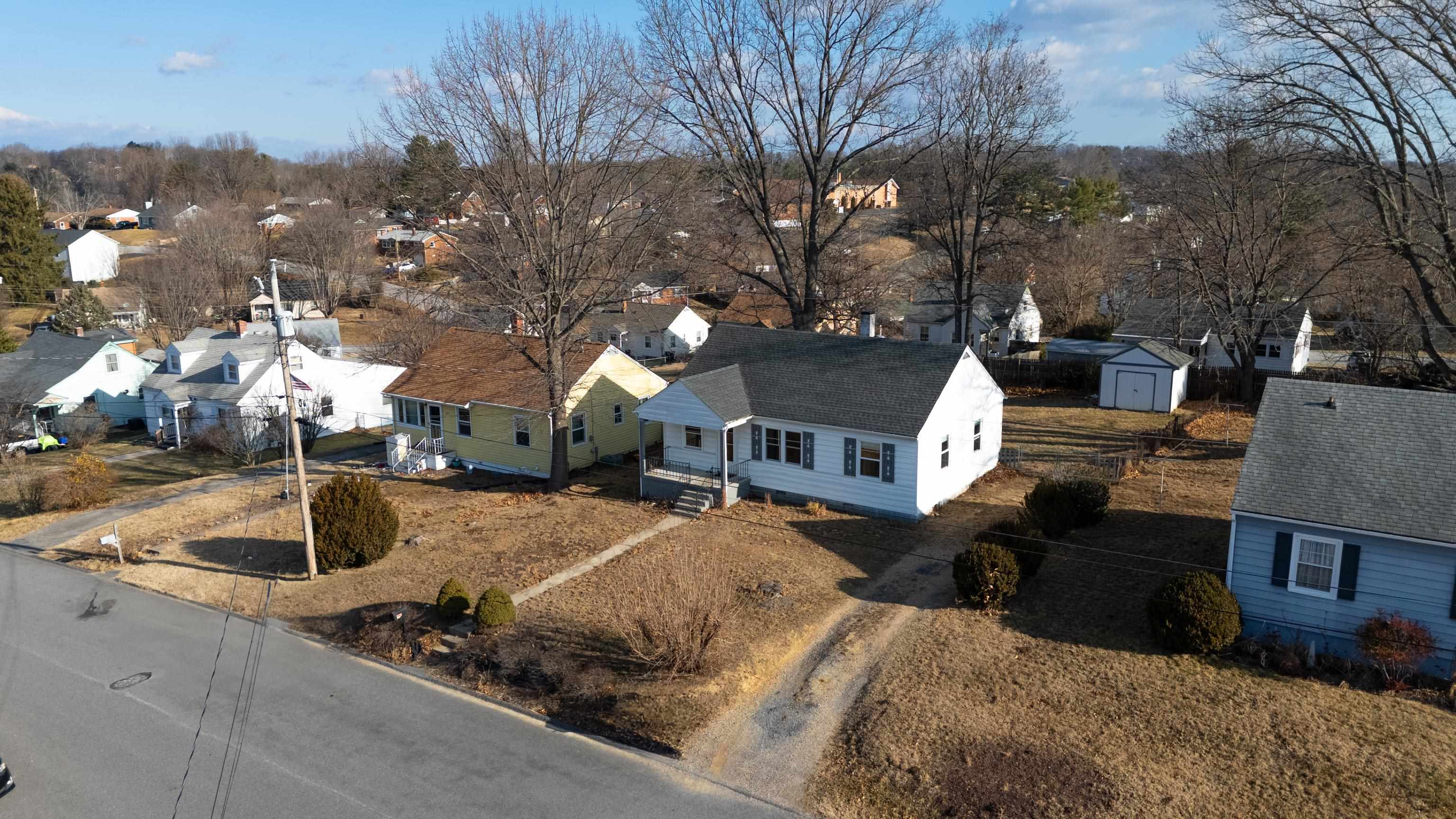 103 GEORGE ST, STAUNTON, Virginia 24401, 3 Bedrooms Bedrooms, ,1 BathroomBathrooms,Residential,103 GEORGE ST,672321 MLS # 672321 103 GEORGE ST, STAUNTON, Virginia 24401, 3 Bedrooms Bedrooms, ,1 BathroomBathrooms,Residential,103 GEORGE ST,672321 MLS # 672321