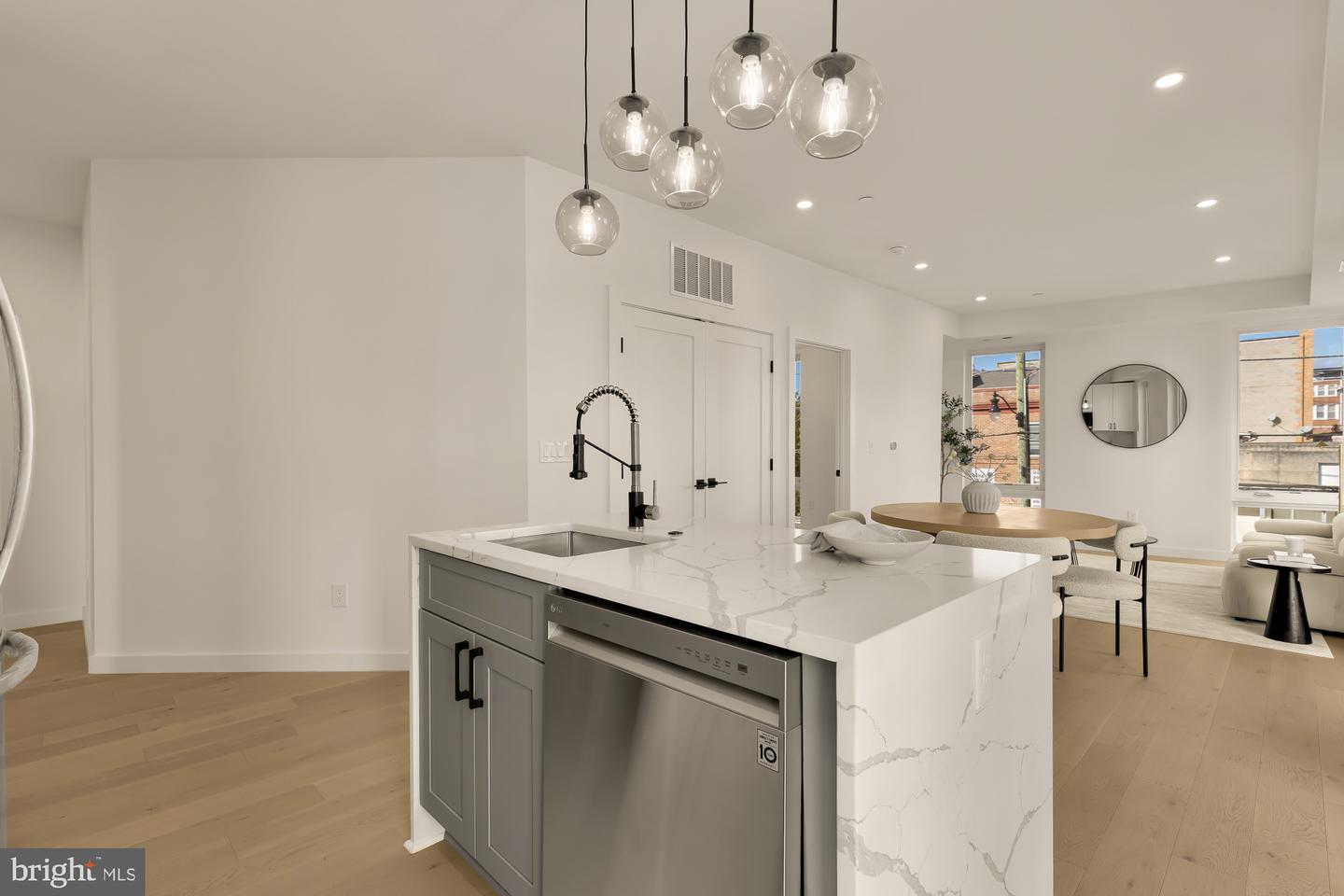 30 KENNEDY ST NW #6, WASHINGTON, District Of Columbia 20011, 2 Bedrooms Bedrooms, ,2 BathroomsBathrooms,Residential,For sale,30 KENNEDY ST NW #6,DCDC2230594 MLS # DCDC2230594