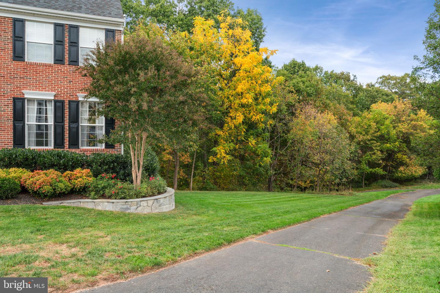 20848 GREAT FALLS FOREST DR, STERLING, Virginia 20165, 5 Bedrooms Bedrooms, ,3 BathroomsBathrooms,Residential,For sale,20848 GREAT FALLS FOREST DR,VALO2111170 MLS # VALO2111170