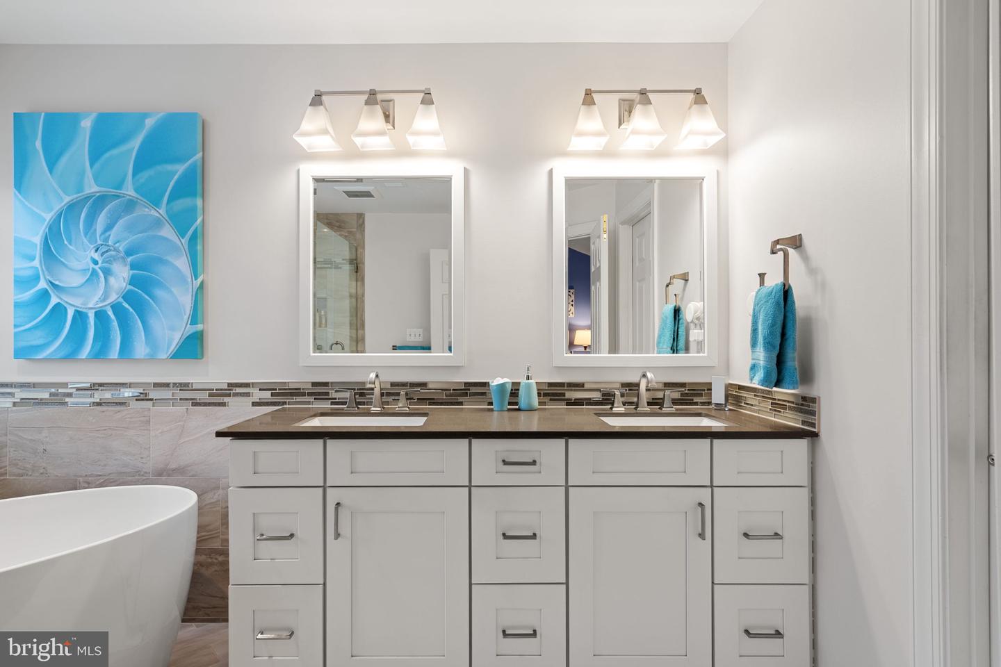 20848 GREAT FALLS FOREST DR, STERLING, Virginia 20165, 5 Bedrooms Bedrooms, ,3 BathroomsBathrooms,Residential,For sale,20848 GREAT FALLS FOREST DR,VALO2111170 MLS # VALO2111170