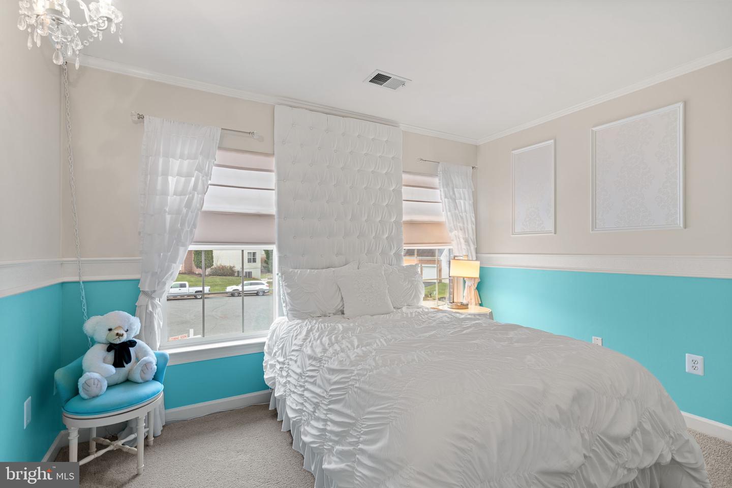 20848 GREAT FALLS FOREST DR, STERLING, Virginia 20165, 5 Bedrooms Bedrooms, ,3 BathroomsBathrooms,Residential,For sale,20848 GREAT FALLS FOREST DR,VALO2111170 MLS # VALO2111170