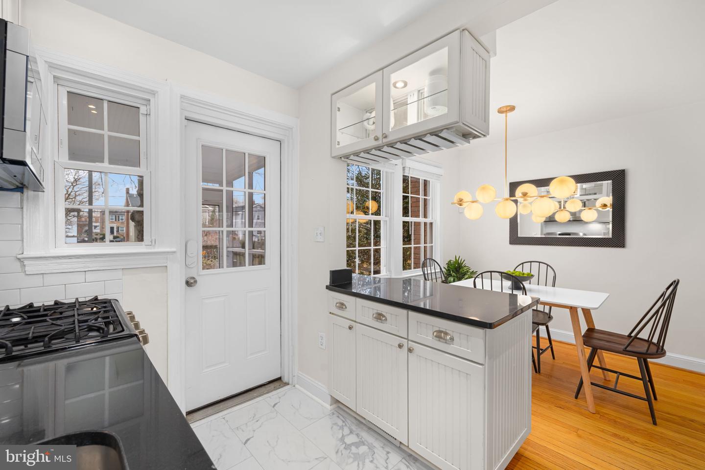 511 E NELSON AVE, ALEXANDRIA, Virginia 22301, 2 Bedrooms Bedrooms, ,2 BathroomsBathrooms,Residential,For sale,511 E NELSON AVE,VAAX2051864 MLS # VAAX2051864