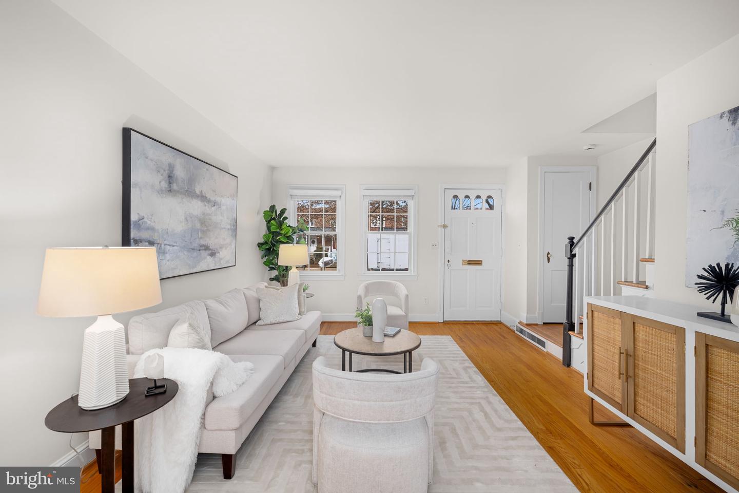 511 E NELSON AVE, ALEXANDRIA, Virginia 22301, 2 Bedrooms Bedrooms, ,2 BathroomsBathrooms,Residential,For sale,511 E NELSON AVE,VAAX2051864 MLS # VAAX2051864