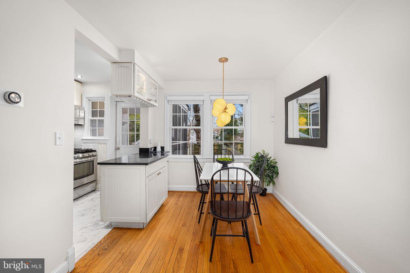 511 E NELSON AVE, ALEXANDRIA, Virginia 22301, 2 Bedrooms Bedrooms, ,2 BathroomsBathrooms,Residential,For sale,511 E NELSON AVE,VAAX2051864 MLS # VAAX2051864