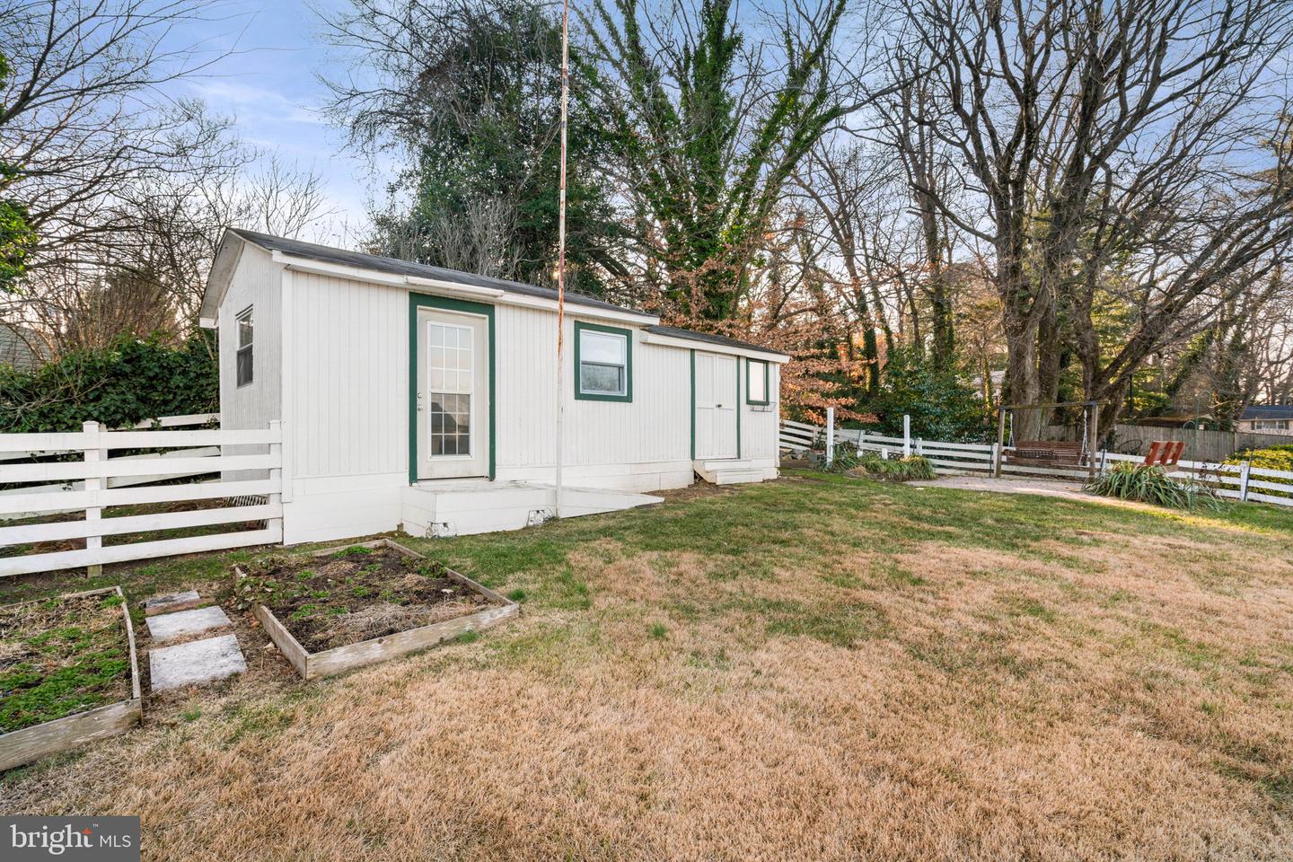 3713 AUSTIN AVE, ALEXANDRIA, Virginia 22310, 4 Bedrooms Bedrooms, ,2 BathroomsBathrooms,Residential,For sale,3713 AUSTIN AVE,VAFX2279538 MLS # VAFX2279538