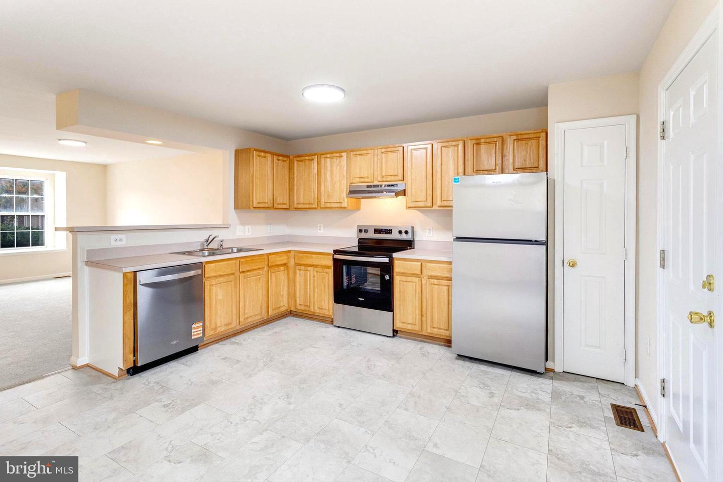 308 INDEPENDENCE DR, STAFFORD, Virginia 22554, 3 Bedrooms Bedrooms, ,2 BathroomsBathrooms,Residential,For sale,308 INDEPENDENCE DR,VAST2044298 MLS # VAST2044298