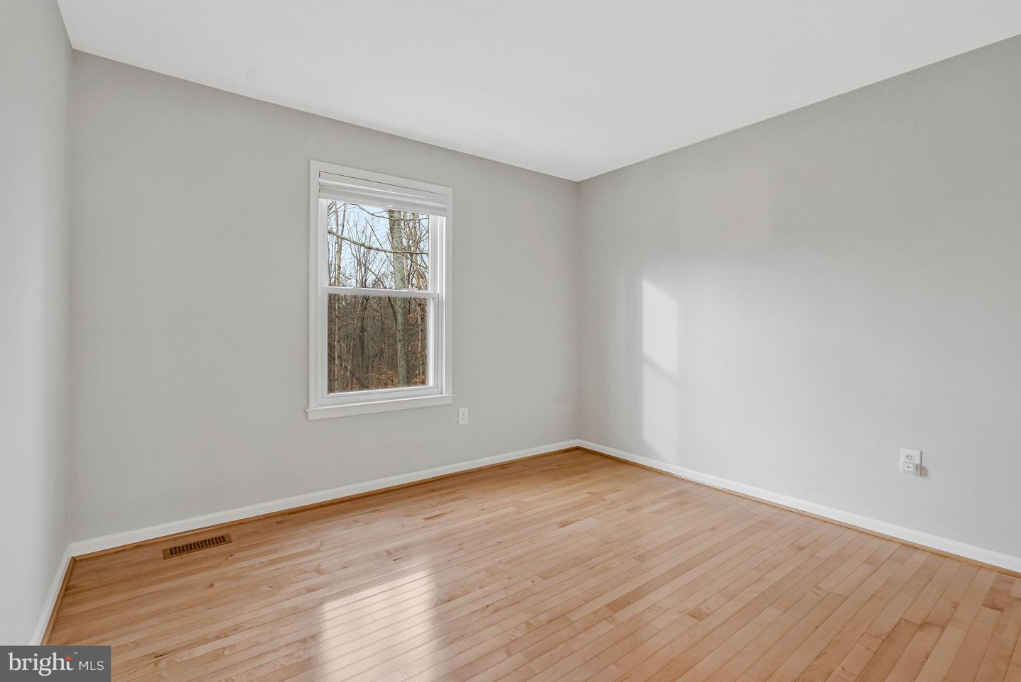 814 POTOMAC RIDGE COURT, STERLING, Virginia 20164, 5 Bedrooms Bedrooms, ,3 BathroomsBathrooms,Residential,For sale,814 POTOMAC RIDGE COURT,VALO2111384 MLS # VALO2111384