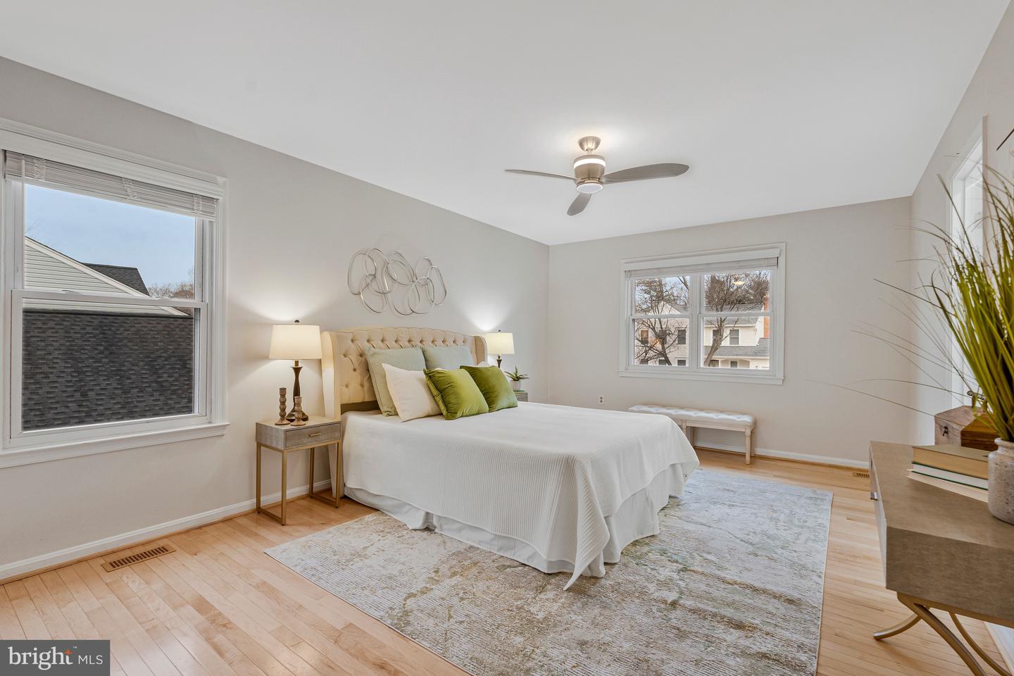 814 POTOMAC RIDGE COURT, STERLING, Virginia 20164, 5 Bedrooms Bedrooms, ,3 BathroomsBathrooms,Residential,For sale,814 POTOMAC RIDGE COURT,VALO2111384 MLS # VALO2111384