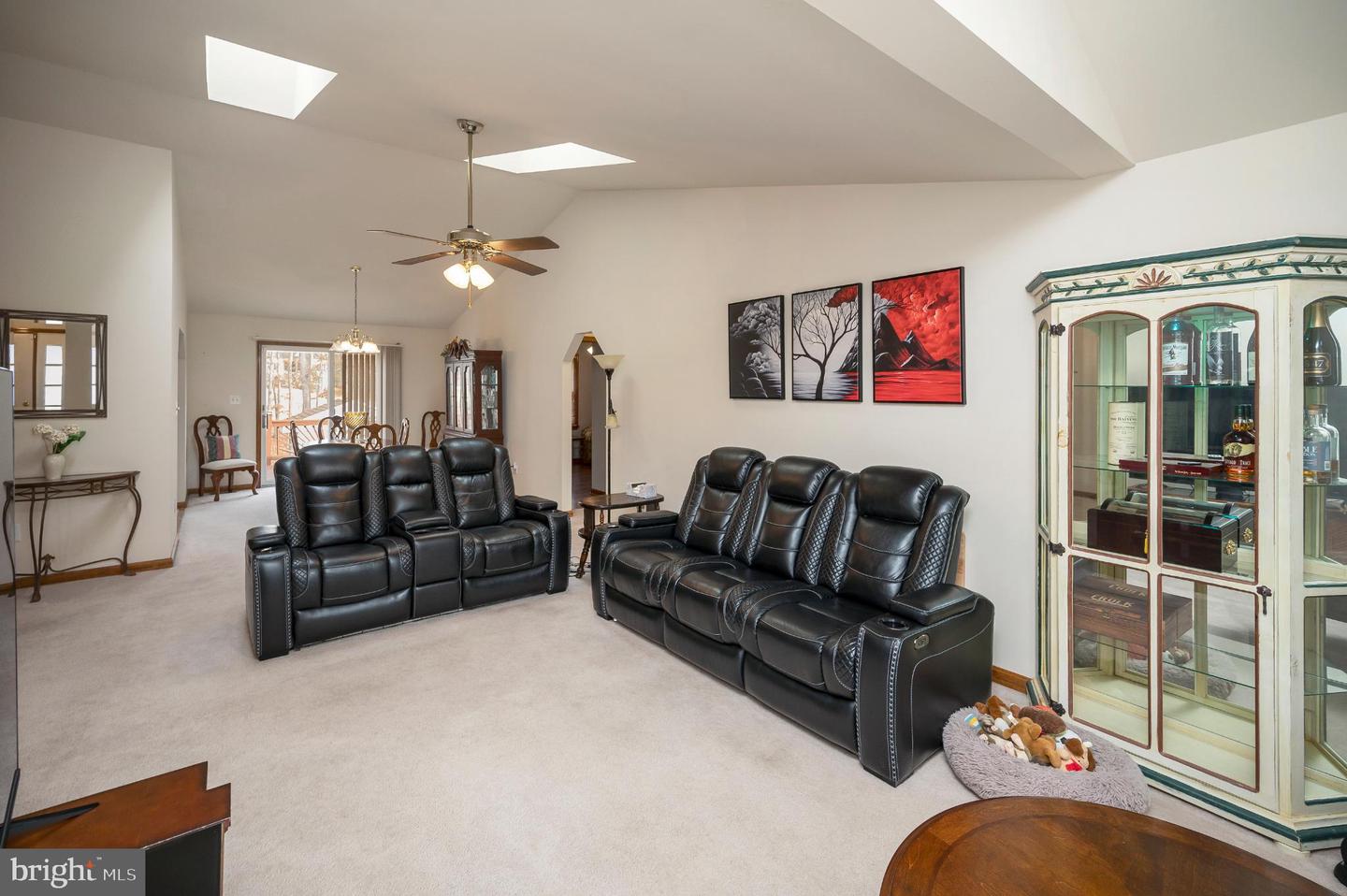 117 GREEN ST, LOCUST GROVE, Virginia 22508, 3 Bedrooms Bedrooms, 10 Rooms Rooms,2 BathroomsBathrooms,Residential,For sale,117 GREEN ST,VAOR2012844 MLS # VAOR2012844