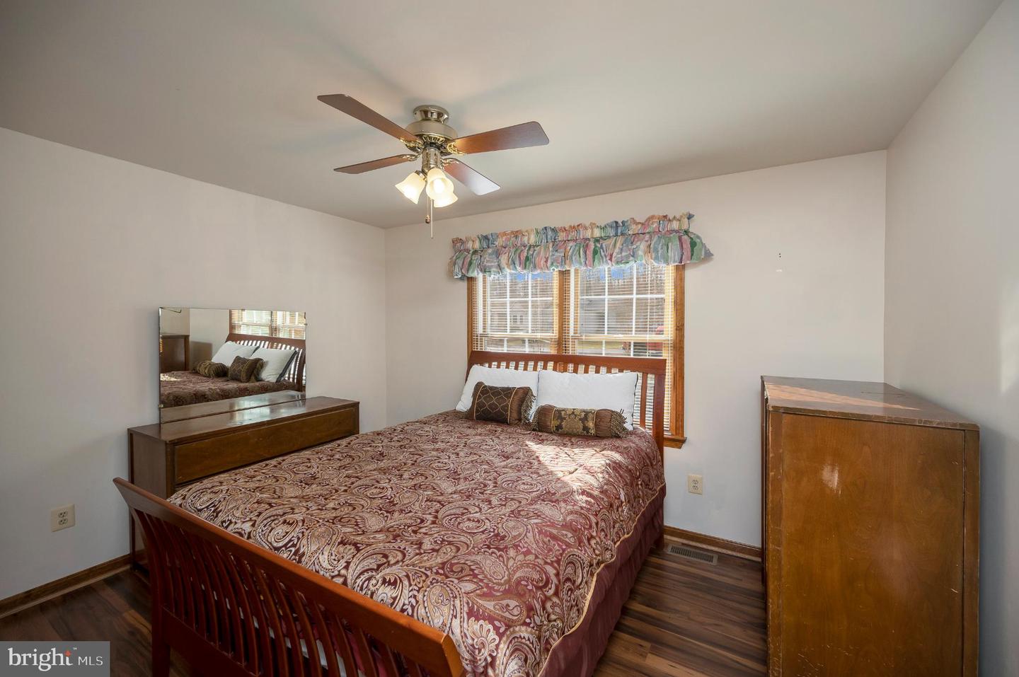 117 GREEN ST, LOCUST GROVE, Virginia 22508, 3 Bedrooms Bedrooms, 10 Rooms Rooms,2 BathroomsBathrooms,Residential,For sale,117 GREEN ST,VAOR2012844 MLS # VAOR2012844