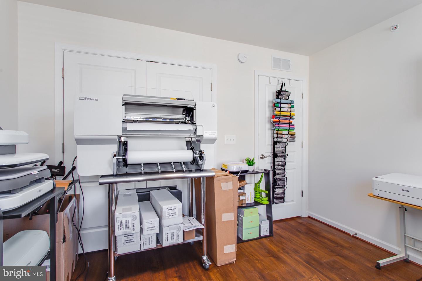 14762 MASON CREEK CIR, WOODBRIDGE, Virginia 22191, 3 Bedrooms Bedrooms, 8 Rooms Rooms,2 BathroomsBathrooms,Residential,For sale,14762 MASON CREEK CIR,VAPW2108226 MLS # VAPW2108226