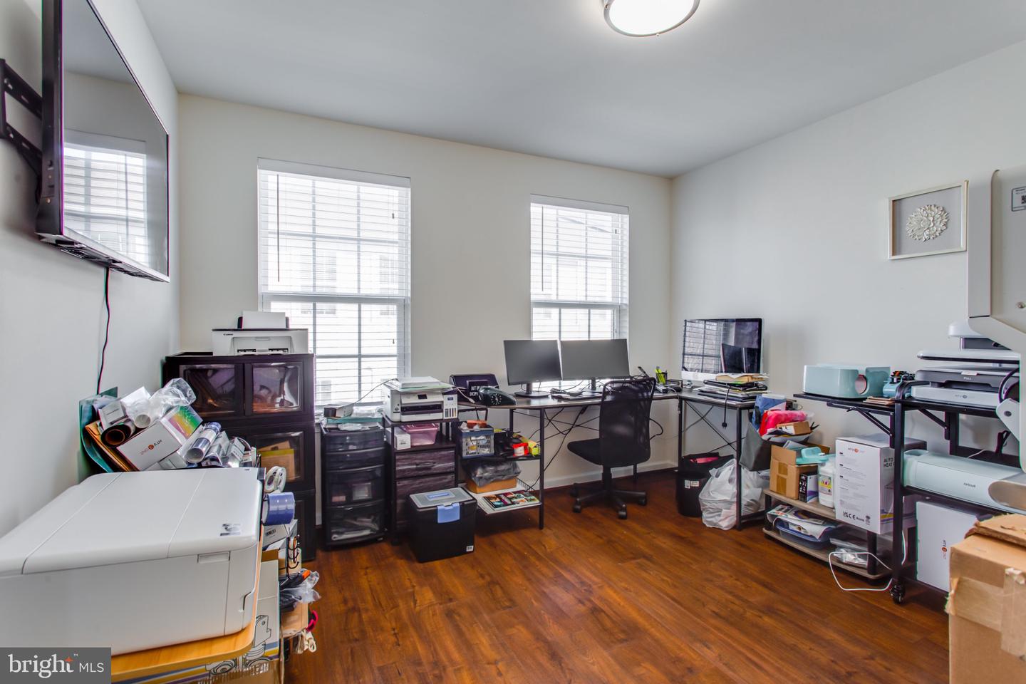 14762 MASON CREEK CIR, WOODBRIDGE, Virginia 22191, 3 Bedrooms Bedrooms, 8 Rooms Rooms,2 BathroomsBathrooms,Residential,For sale,14762 MASON CREEK CIR,VAPW2108226 MLS # VAPW2108226