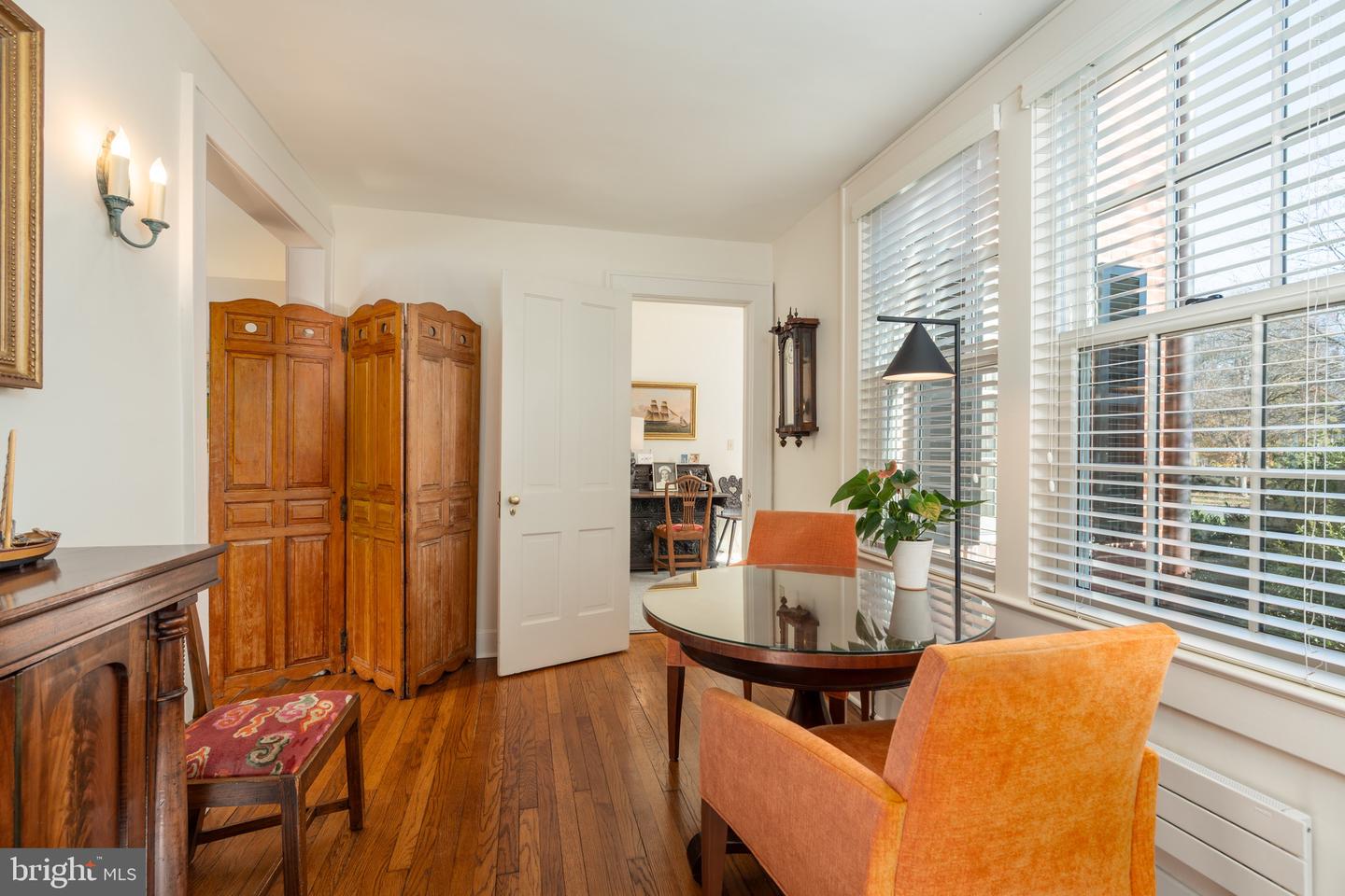 616 FORT WILLIAMS PKWY, ALEXANDRIA, Virginia 22304, 5 Bedrooms Bedrooms, ,3 BathroomsBathrooms,Residential,For sale,616 FORT WILLIAMS PKWY,VAAX2052082 MLS # VAAX2052082