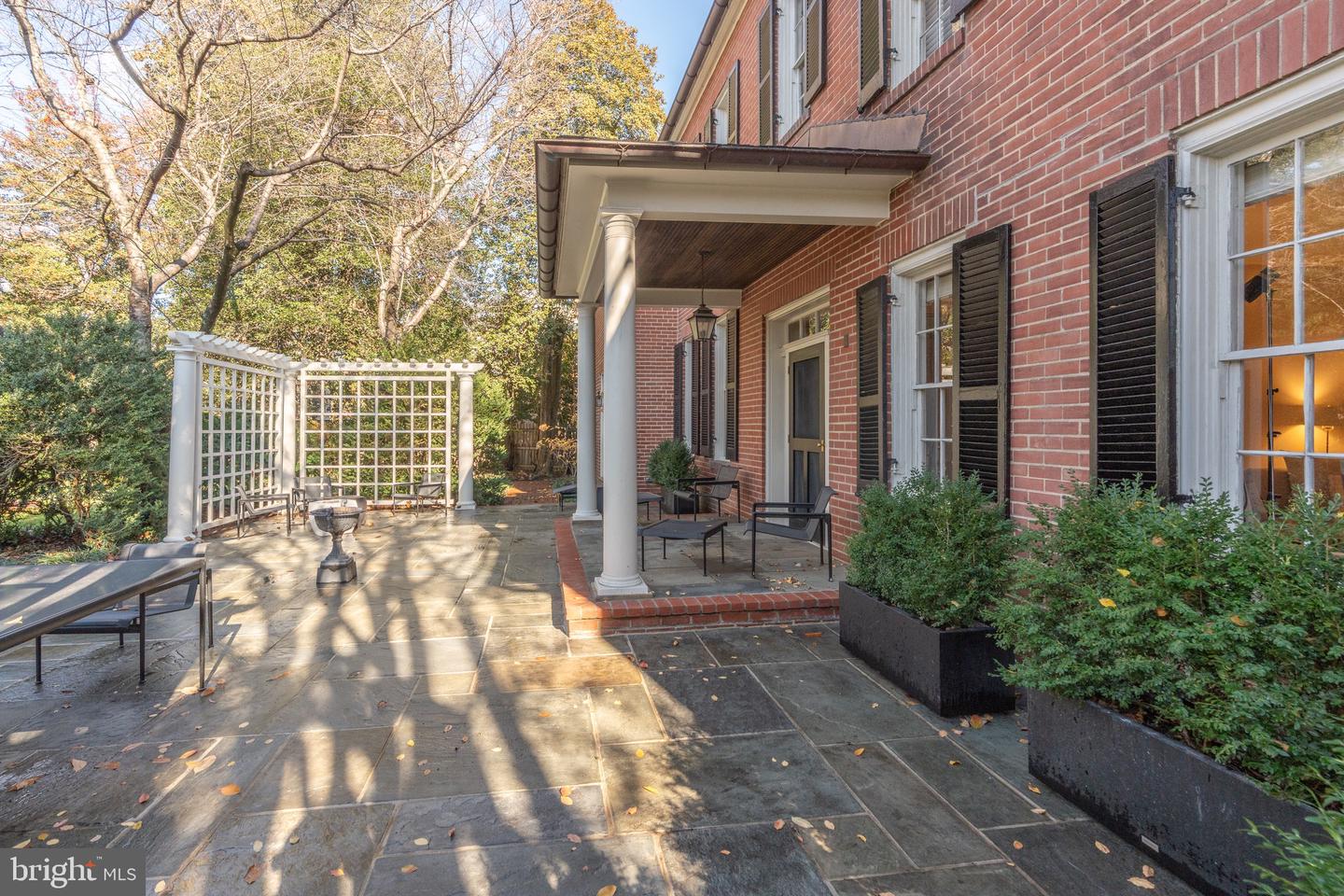 616 FORT WILLIAMS PKWY, ALEXANDRIA, Virginia 22304, 5 Bedrooms Bedrooms, ,3 BathroomsBathrooms,Residential,For sale,616 FORT WILLIAMS PKWY,VAAX2052082 MLS # VAAX2052082