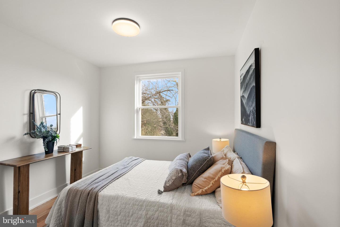 321 16TH ST NE, WASHINGTON, District Of Columbia 20002, 4 Bedrooms Bedrooms, ,3 BathroomsBathrooms,Residential,For sale,321 16TH ST NE,DCDC2233502 MLS # DCDC2233502