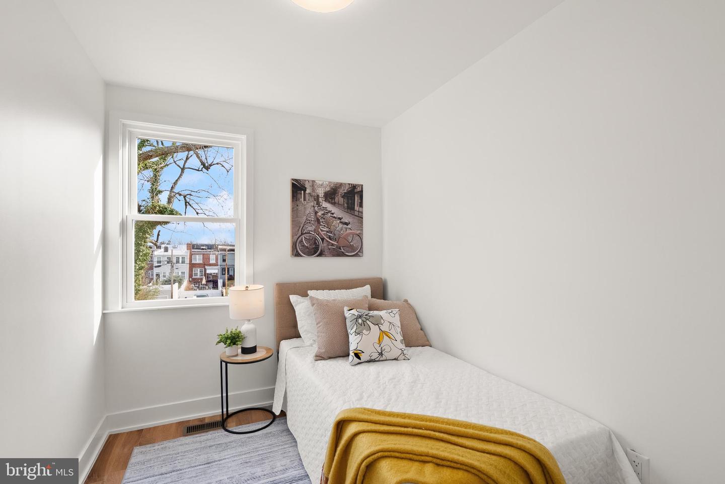 321 16TH ST NE, WASHINGTON, District Of Columbia 20002, 4 Bedrooms Bedrooms, ,3 BathroomsBathrooms,Residential,For sale,321 16TH ST NE,DCDC2233502 MLS # DCDC2233502