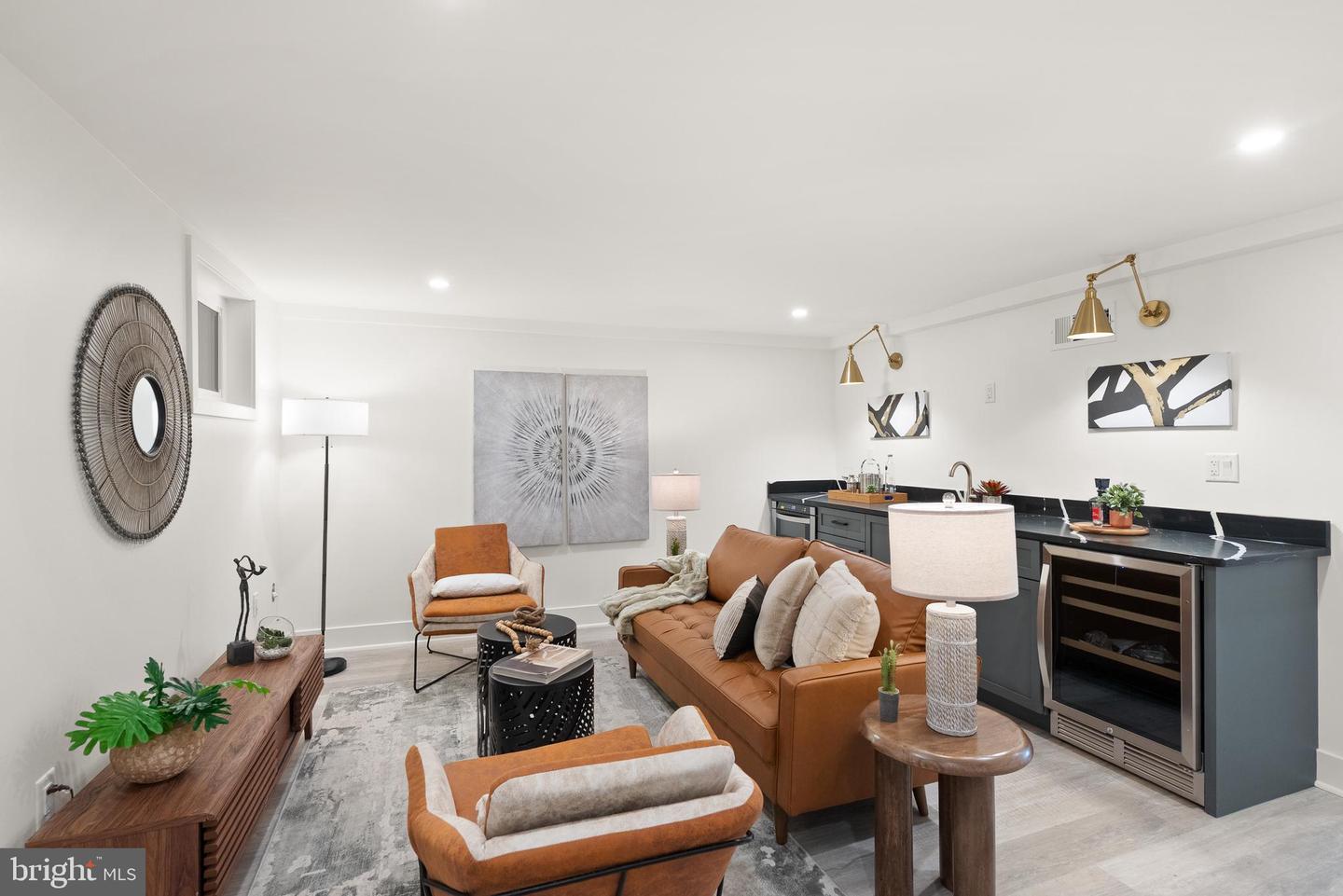 321 16TH ST NE, WASHINGTON, District Of Columbia 20002, 4 Bedrooms Bedrooms, ,3 BathroomsBathrooms,Residential,For sale,321 16TH ST NE,DCDC2233502 MLS # DCDC2233502