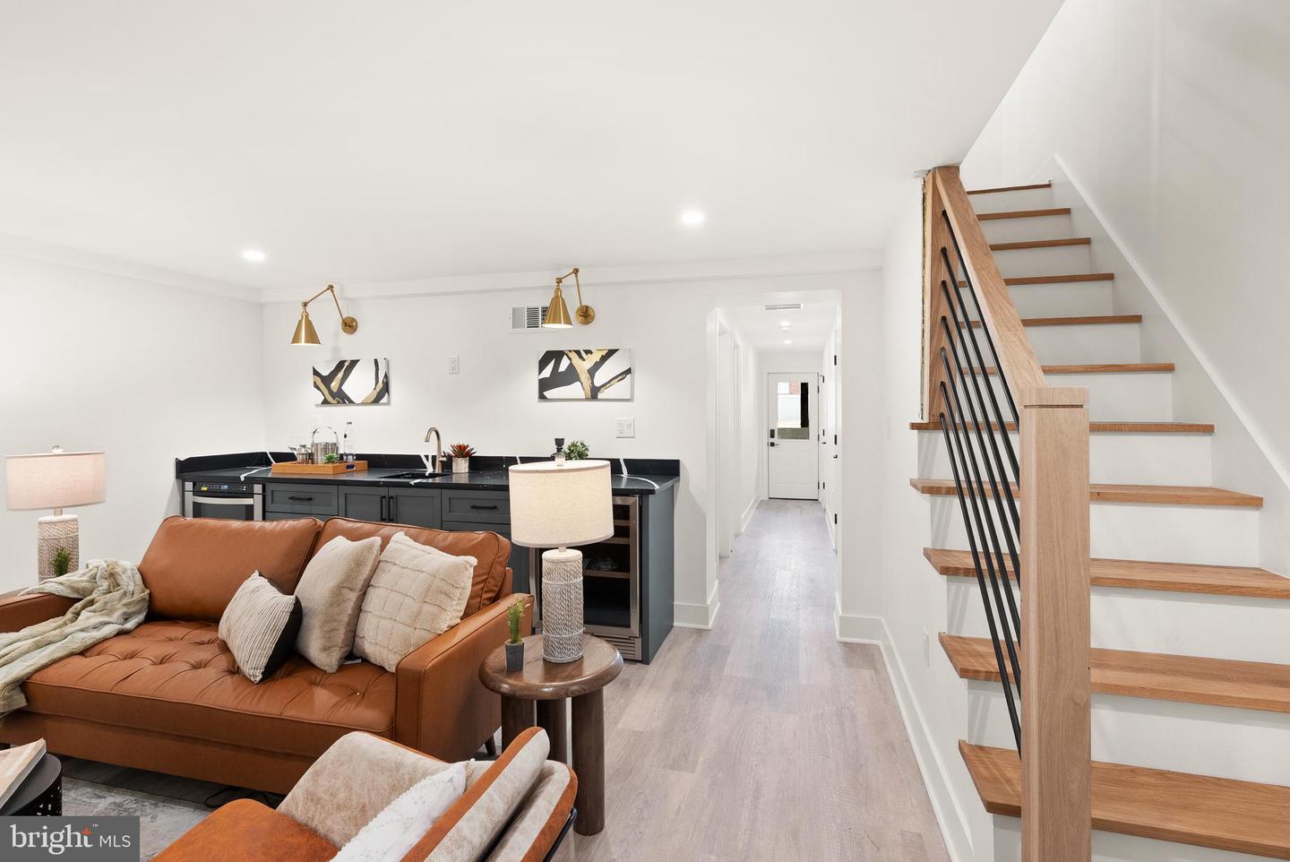 321 16TH ST NE, WASHINGTON, District Of Columbia 20002, 4 Bedrooms Bedrooms, ,3 BathroomsBathrooms,Residential,For sale,321 16TH ST NE,DCDC2233502 MLS # DCDC2233502