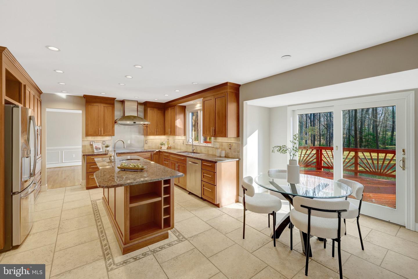 987 OLD HOLLY DR, GREAT FALLS, Virginia 22066, 5 Bedrooms Bedrooms, ,3 BathroomsBathrooms,Residential,For sale,987 OLD HOLLY DR,VAFX2281496 MLS # VAFX2281496