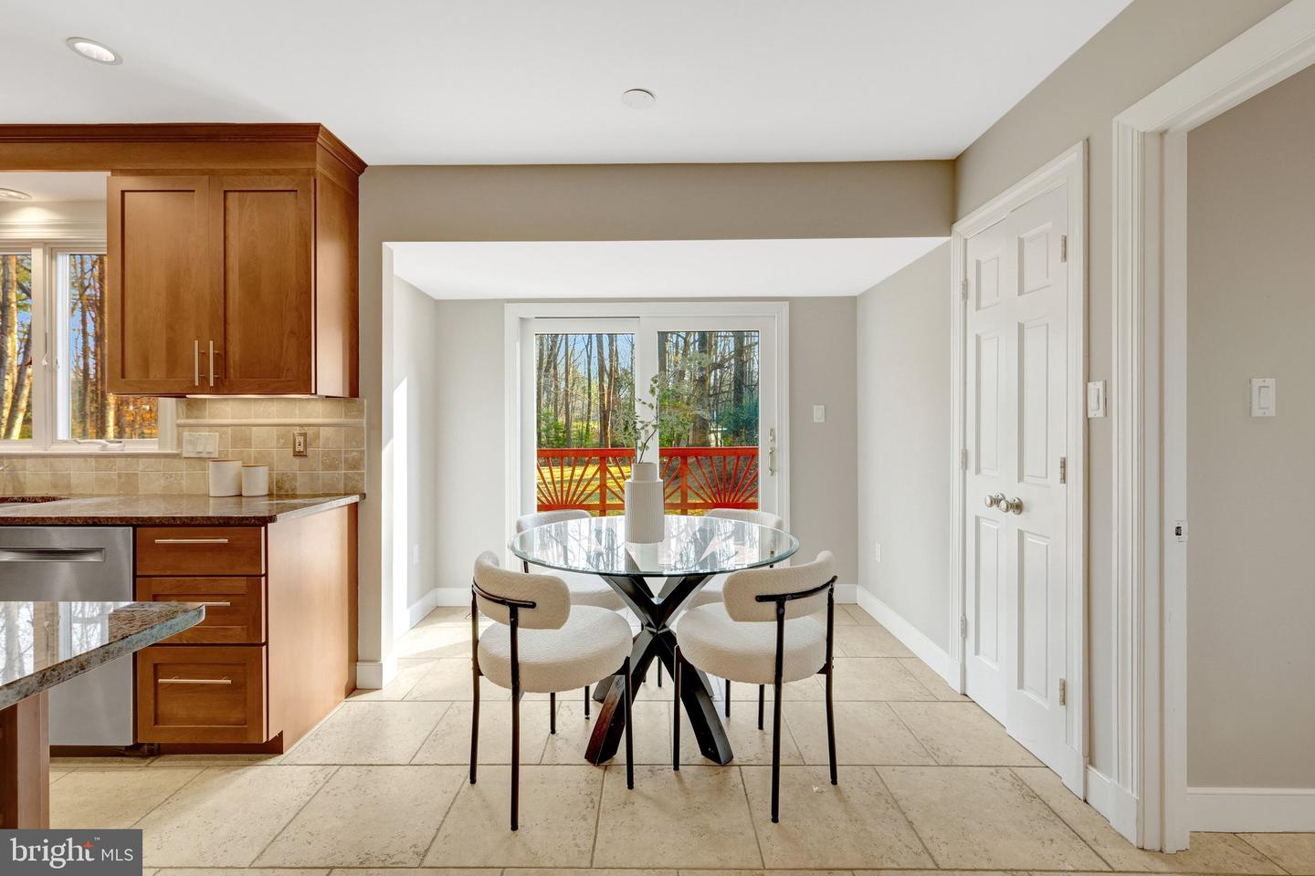 987 OLD HOLLY DR, GREAT FALLS, Virginia 22066, 5 Bedrooms Bedrooms, ,3 BathroomsBathrooms,Residential,For sale,987 OLD HOLLY DR,VAFX2281496 MLS # VAFX2281496