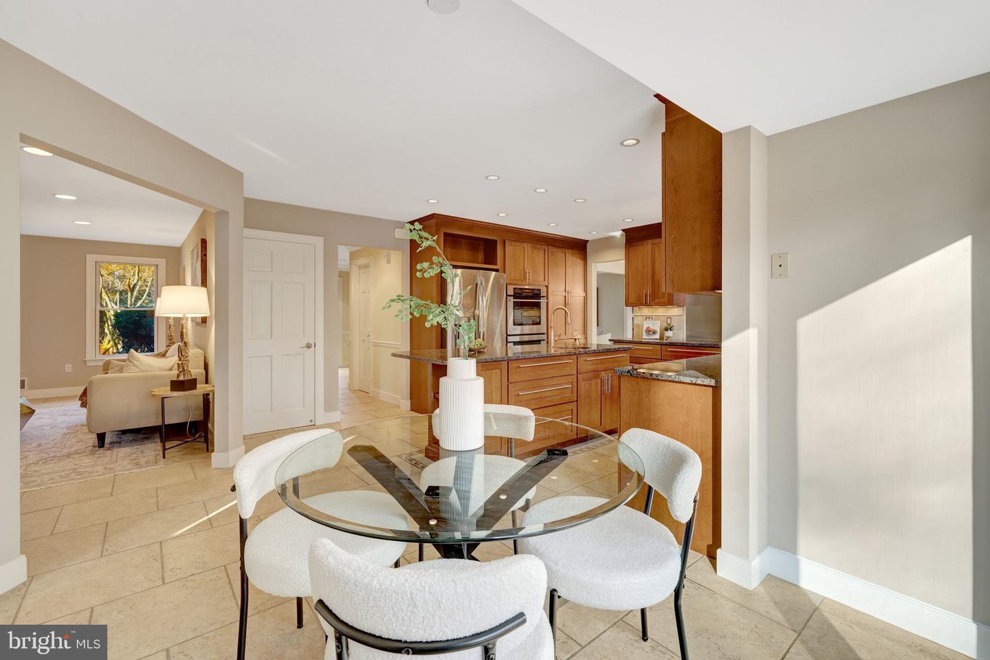 987 OLD HOLLY DR, GREAT FALLS, Virginia 22066, 5 Bedrooms Bedrooms, ,3 BathroomsBathrooms,Residential,For sale,987 OLD HOLLY DR,VAFX2281496 MLS # VAFX2281496