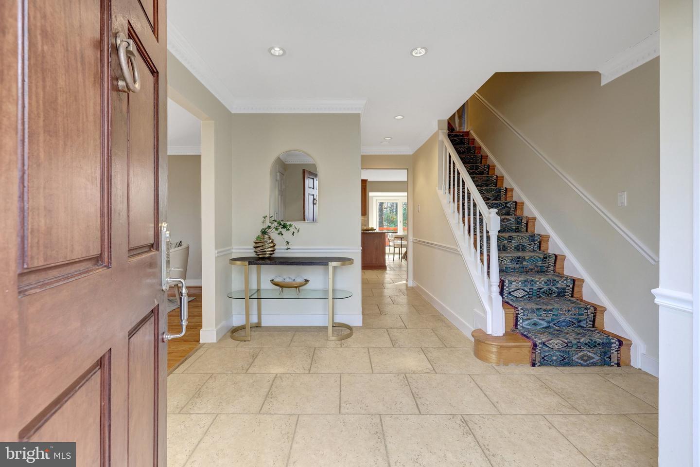 987 OLD HOLLY DR, GREAT FALLS, Virginia 22066, 5 Bedrooms Bedrooms, ,3 BathroomsBathrooms,Residential,For sale,987 OLD HOLLY DR,VAFX2281496 MLS # VAFX2281496