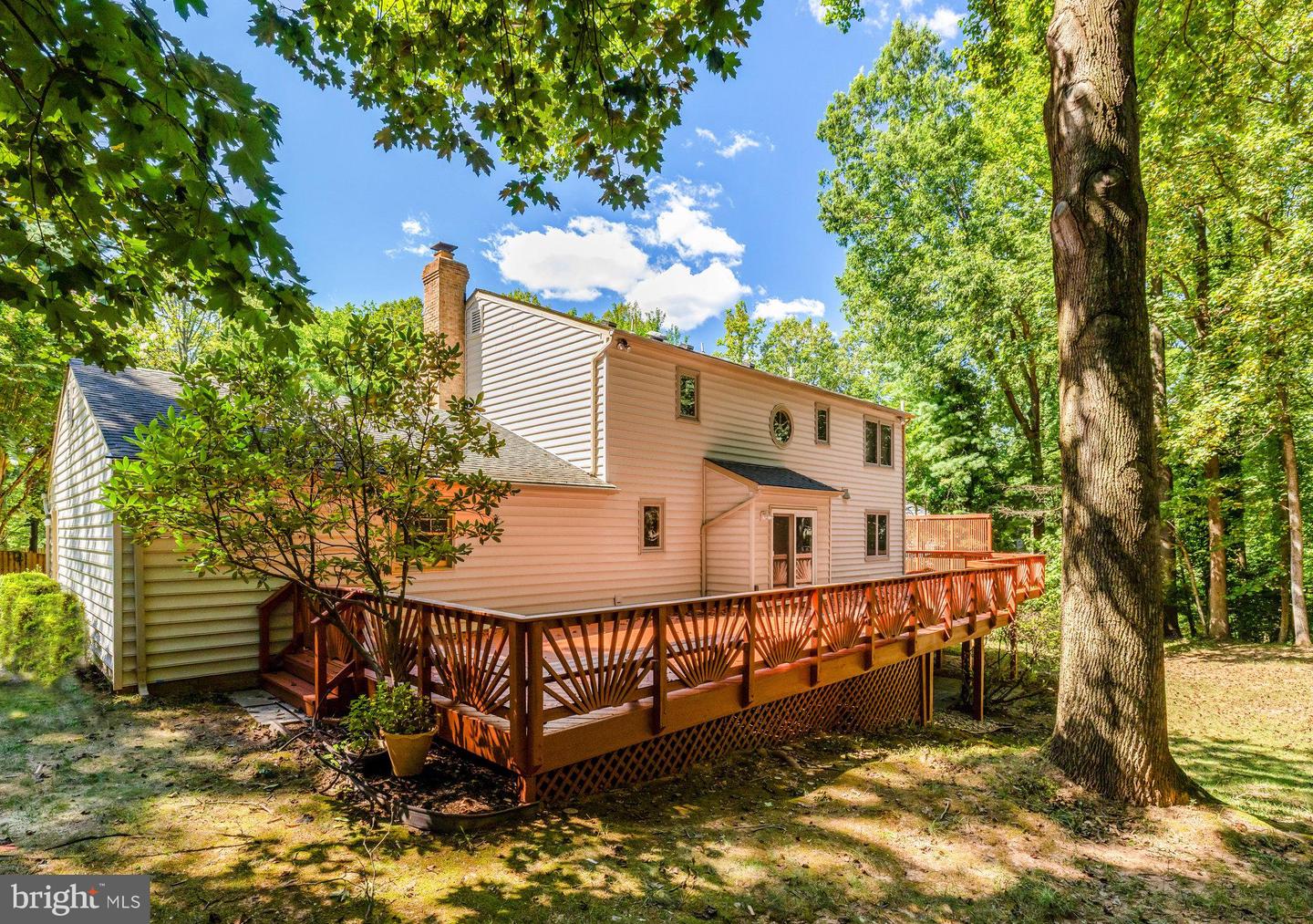 987 OLD HOLLY DR, GREAT FALLS, Virginia 22066, 5 Bedrooms Bedrooms, ,3 BathroomsBathrooms,Residential,For sale,987 OLD HOLLY DR,VAFX2281496 MLS # VAFX2281496