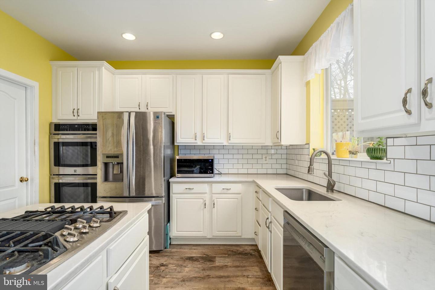 13082 PARK CRESCENT CIR, HERNDON, Virginia 20171, 3 Bedrooms Bedrooms, ,2 BathroomsBathrooms,Residential,For sale,13082 PARK CRESCENT CIR,VAFX2281656 MLS # VAFX2281656