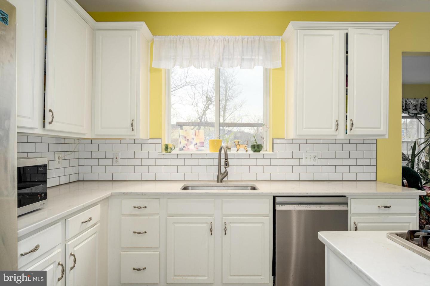 13082 PARK CRESCENT CIR, HERNDON, Virginia 20171, 3 Bedrooms Bedrooms, ,2 BathroomsBathrooms,Residential,For sale,13082 PARK CRESCENT CIR,VAFX2281656 MLS # VAFX2281656