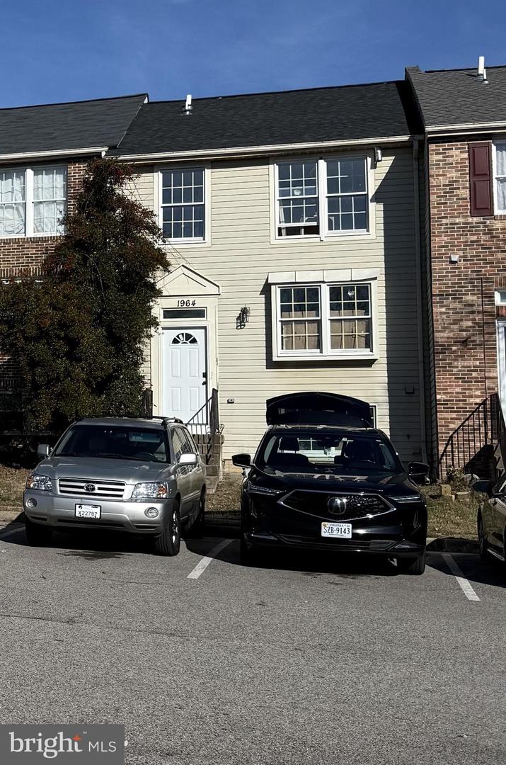 1964 KNOLL TOP LN, WOODBRIDGE, Virginia 22191, 4 Bedrooms Bedrooms, ,3 BathroomsBathrooms,Residential,For sale,1964 KNOLL TOP LN,VAPW2108752 MLS # VAPW2108752