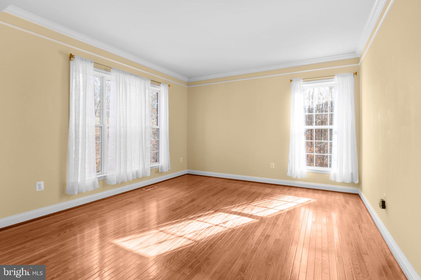 8528 WORMAN DR, KING GEORGE, Virginia 22485, 5 Bedrooms Bedrooms, ,4 BathroomsBathrooms,Residential,For sale,8528 WORMAN DR,VAKG2007362 MLS # VAKG2007362