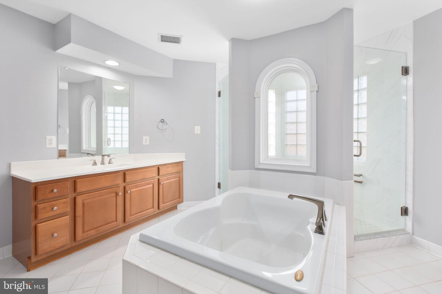 8528 WORMAN DR, KING GEORGE, Virginia 22485, 5 Bedrooms Bedrooms, ,4 BathroomsBathrooms,Residential,For sale,8528 WORMAN DR,VAKG2007362 MLS # VAKG2007362