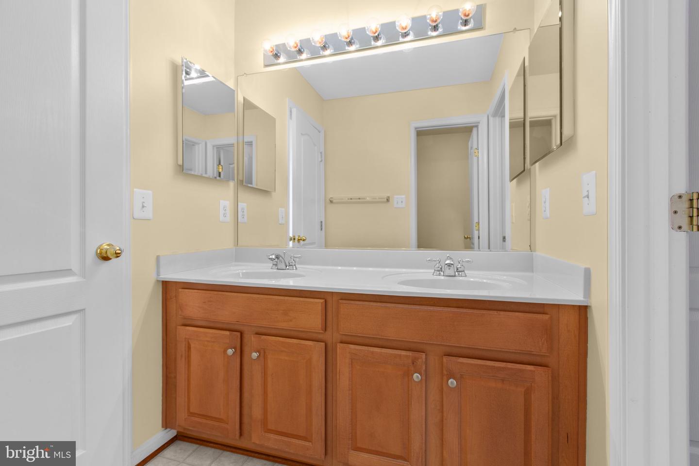 8528 WORMAN DR, KING GEORGE, Virginia 22485, 5 Bedrooms Bedrooms, ,4 BathroomsBathrooms,Residential,For sale,8528 WORMAN DR,VAKG2007362 MLS # VAKG2007362