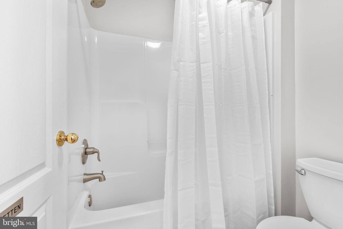 8528 WORMAN DR, KING GEORGE, Virginia 22485, 5 Bedrooms Bedrooms, ,4 BathroomsBathrooms,Residential,For sale,8528 WORMAN DR,VAKG2007362 MLS # VAKG2007362