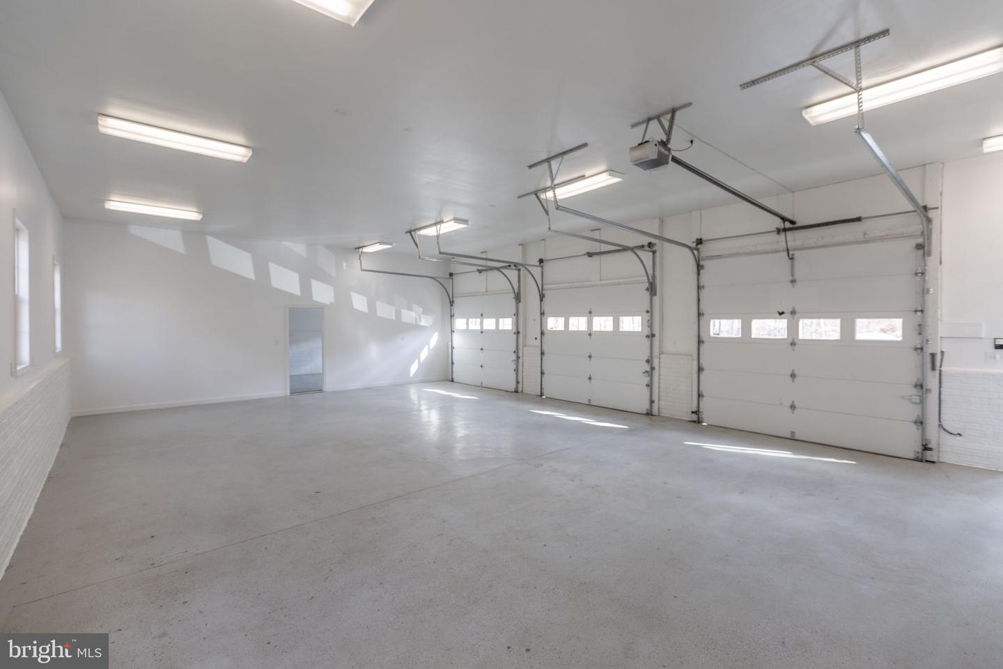 8528 WORMAN DR, KING GEORGE, Virginia 22485, 5 Bedrooms Bedrooms, ,4 BathroomsBathrooms,Residential,For sale,8528 WORMAN DR,VAKG2007362 MLS # VAKG2007362