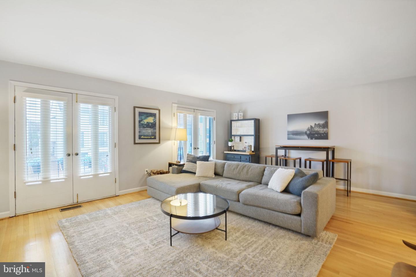 2047 N ABINGDON ST, ARLINGTON, Virginia 22207, 4 Bedrooms Bedrooms, ,3 BathroomsBathrooms,Residential,For sale,2047 N ABINGDON ST,VAAR2066732 MLS # VAAR2066732