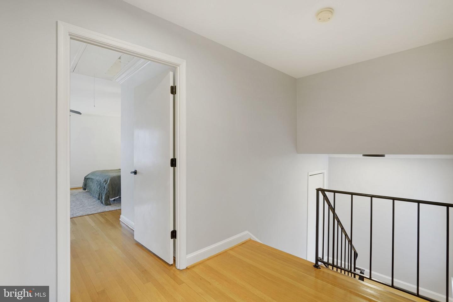 2047 N ABINGDON ST, ARLINGTON, Virginia 22207, 4 Bedrooms Bedrooms, ,3 BathroomsBathrooms,Residential,For sale,2047 N ABINGDON ST,VAAR2066732 MLS # VAAR2066732