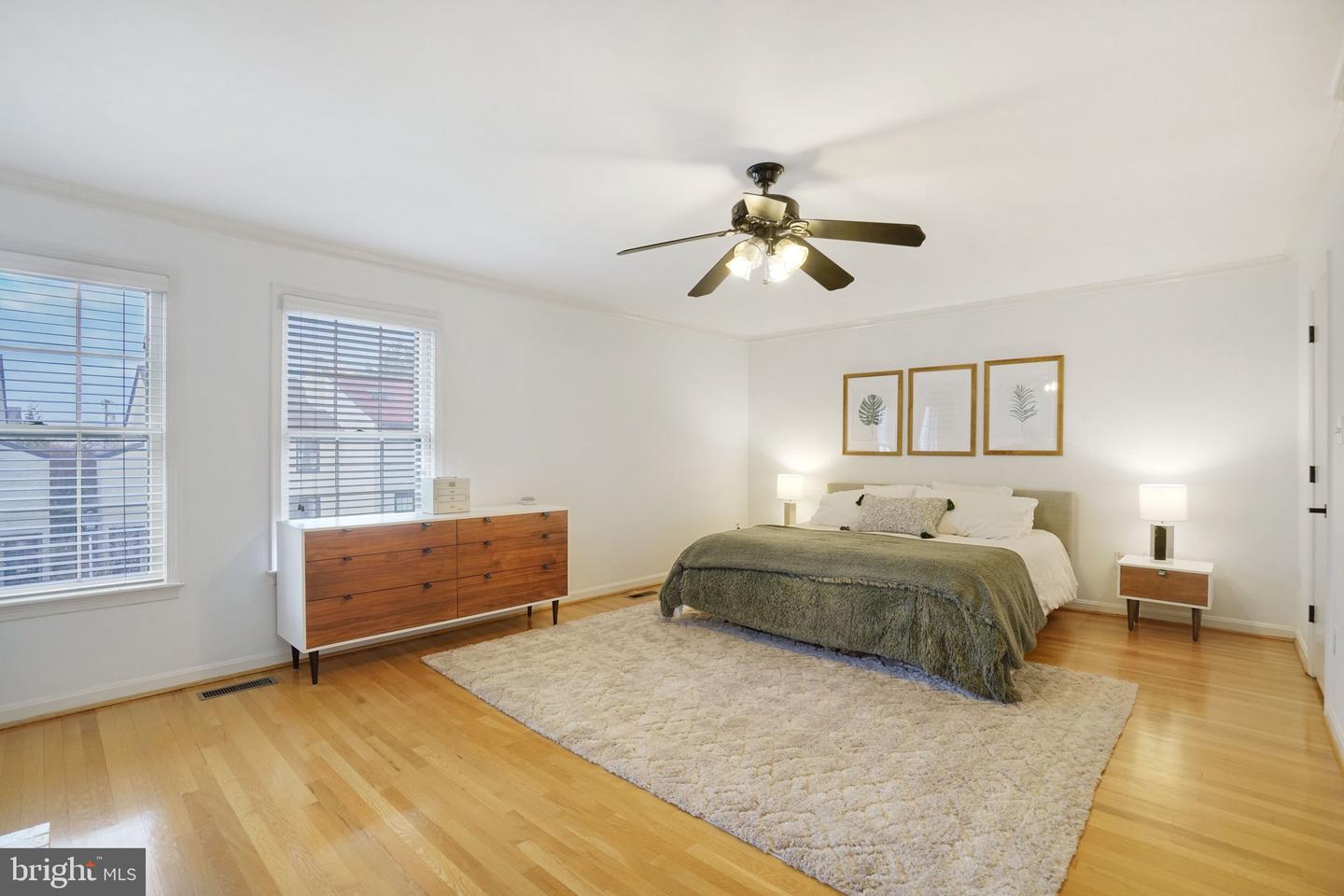 2047 N ABINGDON ST, ARLINGTON, Virginia 22207, 4 Bedrooms Bedrooms, ,3 BathroomsBathrooms,Residential,For sale,2047 N ABINGDON ST,VAAR2066732 MLS # VAAR2066732