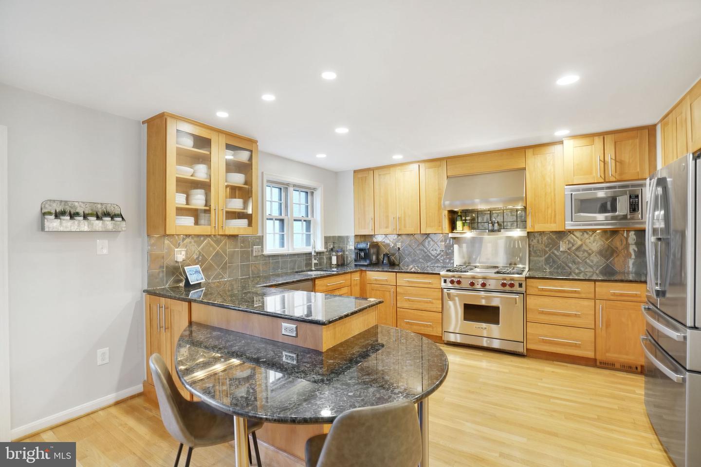 2047 N ABINGDON ST, ARLINGTON, Virginia 22207, 4 Bedrooms Bedrooms, ,3 BathroomsBathrooms,Residential,For sale,2047 N ABINGDON ST,VAAR2066732 MLS # VAAR2066732